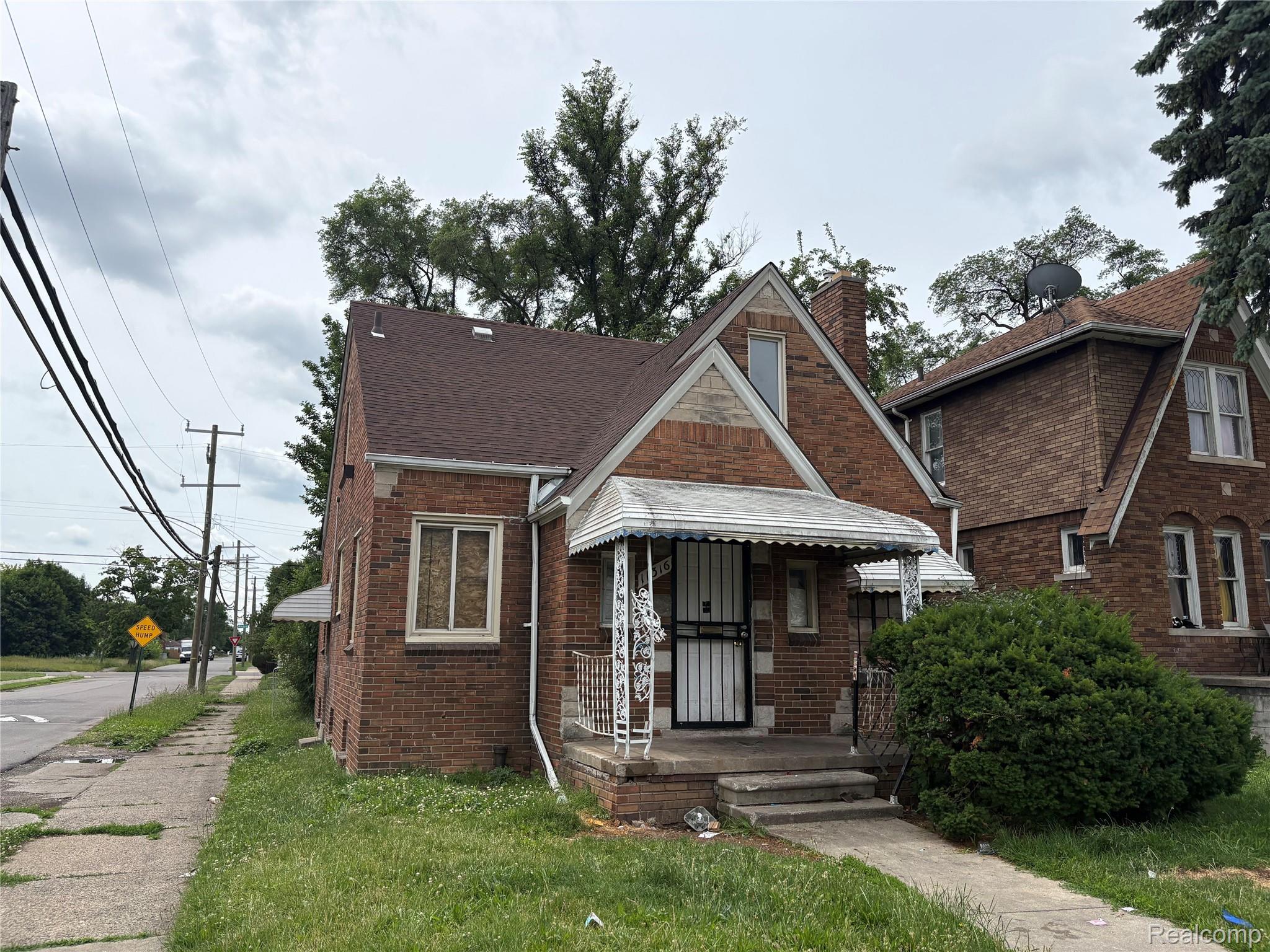 11316, College, Detroit, Michigan, 48205