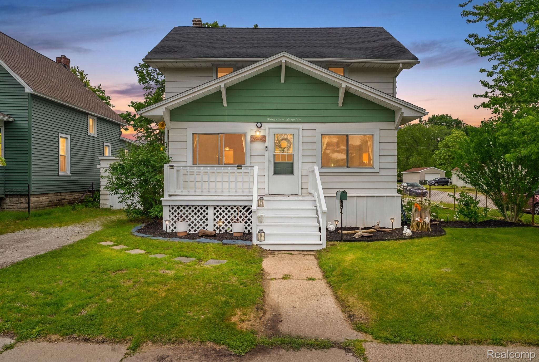 2926, South, Port Huron, Michigan, 48060