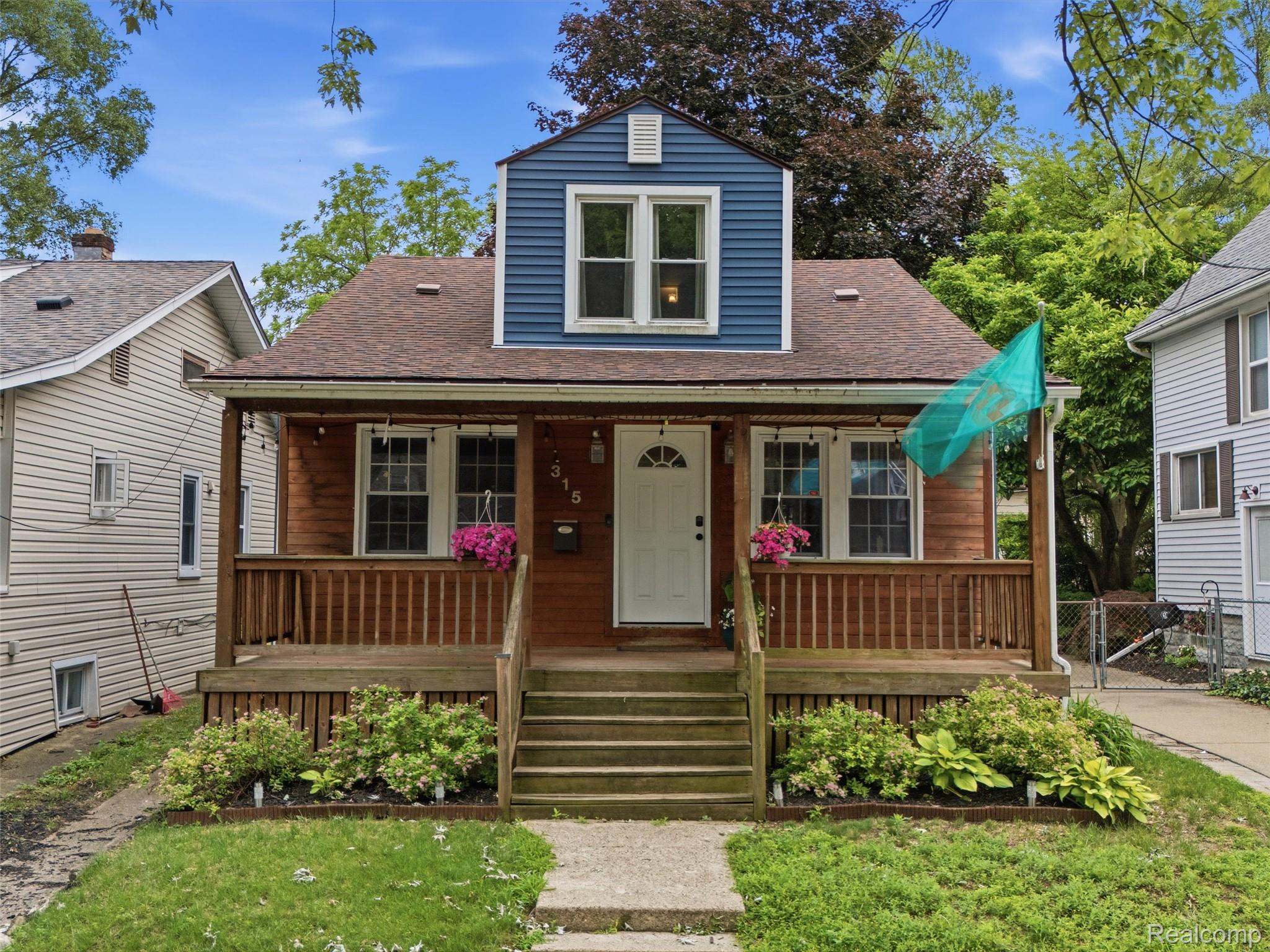 315, Leroy, Ferndale, Michigan, 48220