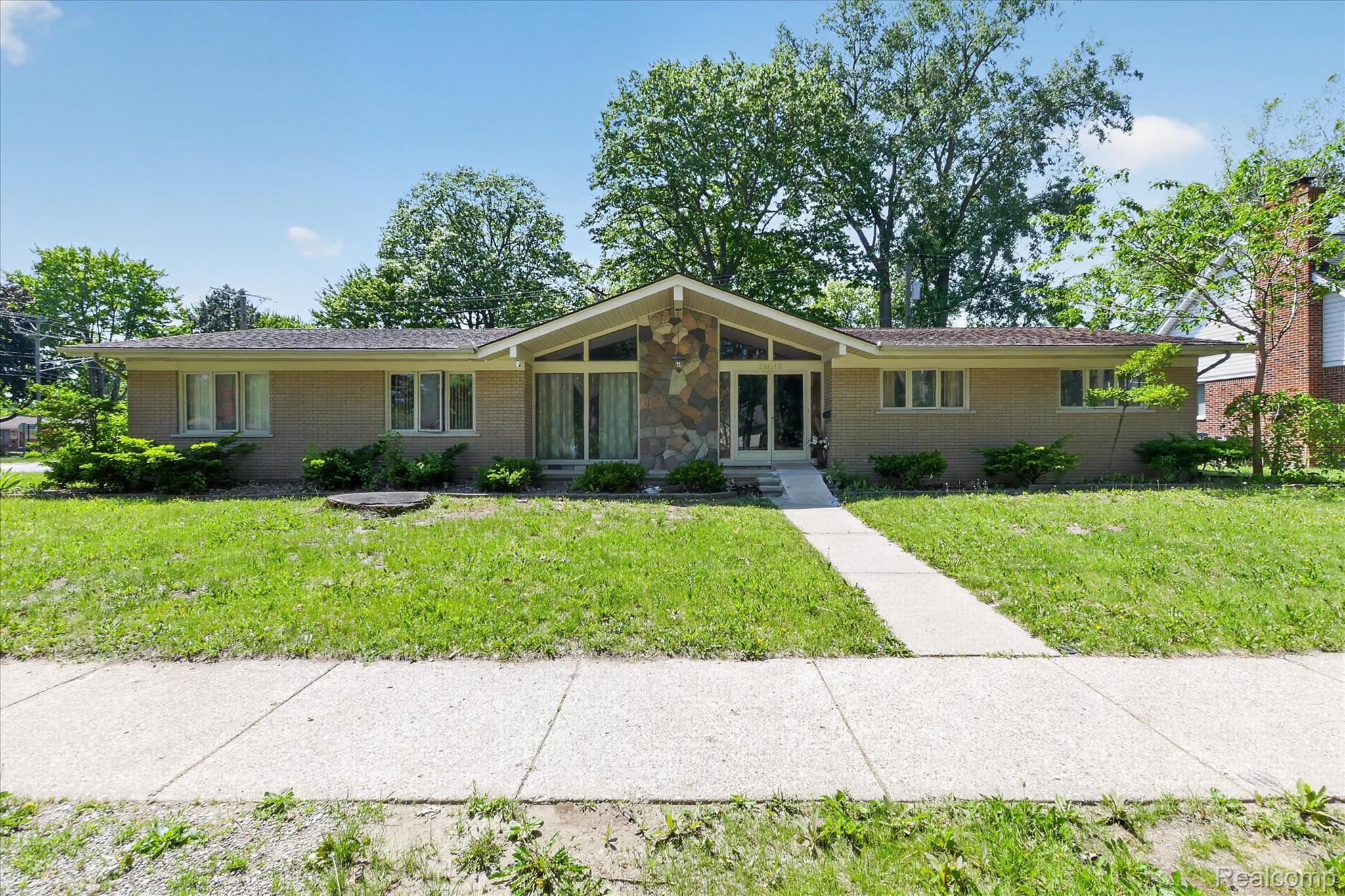 28013, Roan, Warren, Michigan, 48093
