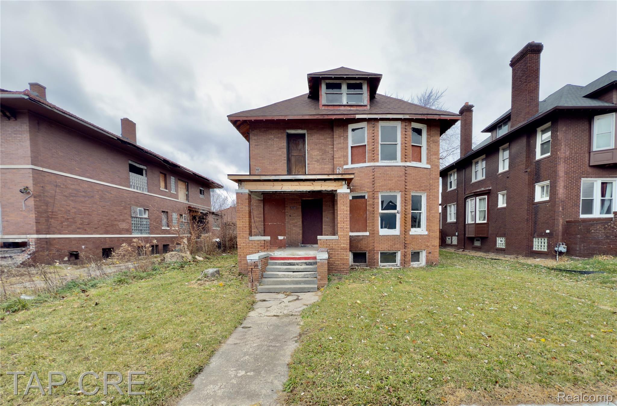 1017, Grand, Detroit, Michigan, 48207