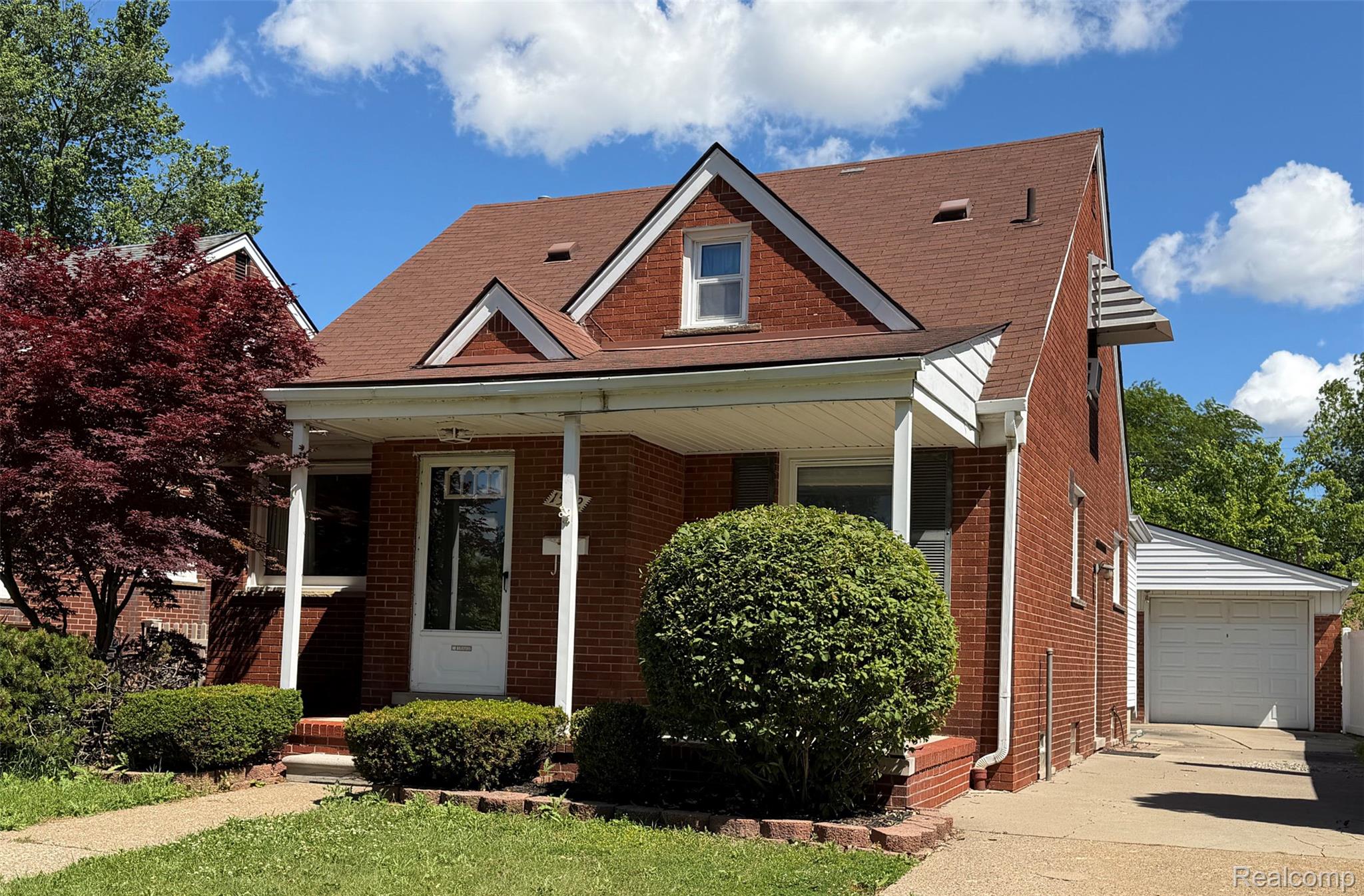 1532, Superior, Wyandotte, Michigan, 48192