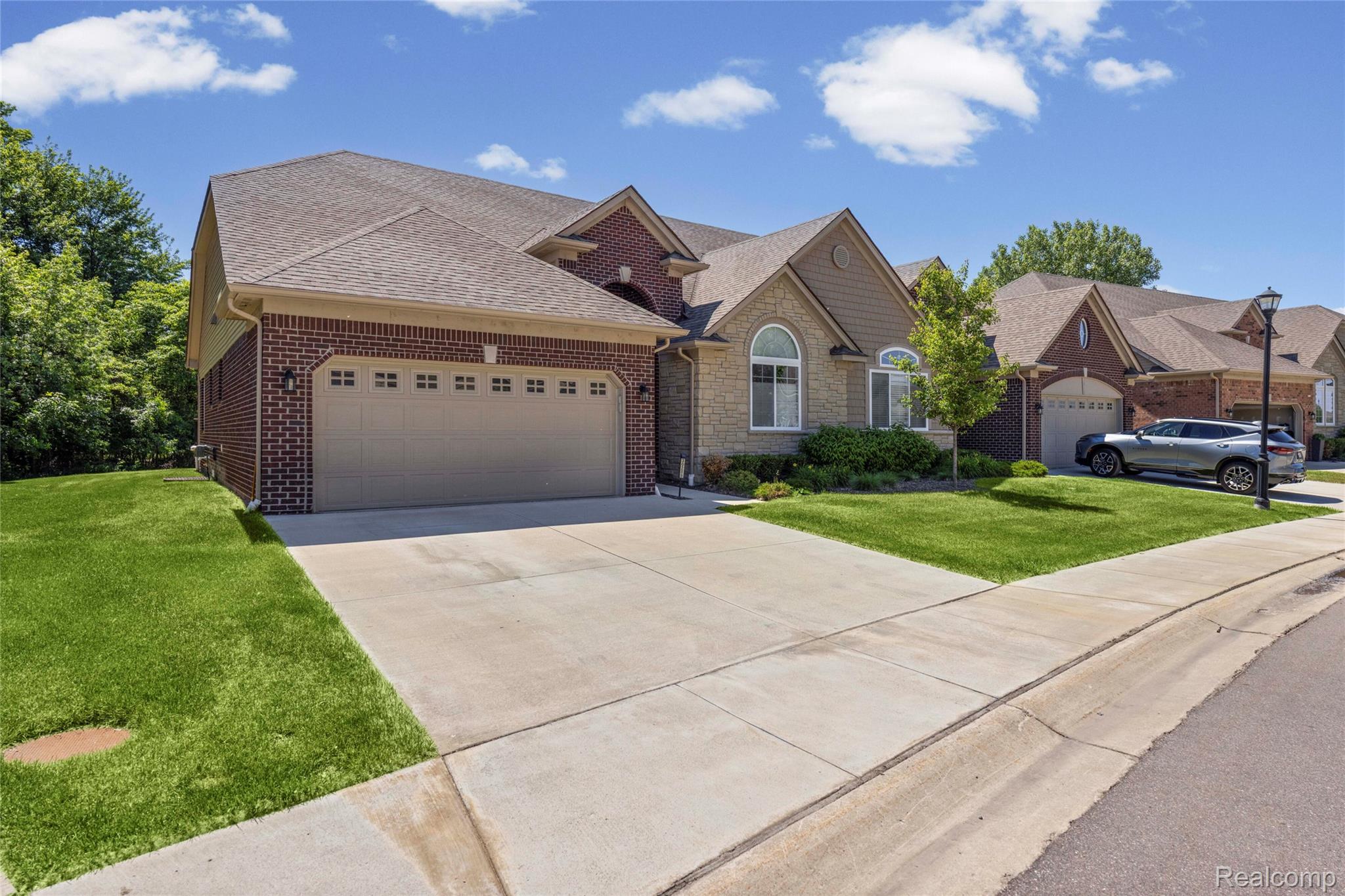 30289, Berghway Trail, Warren, Michigan, 48092