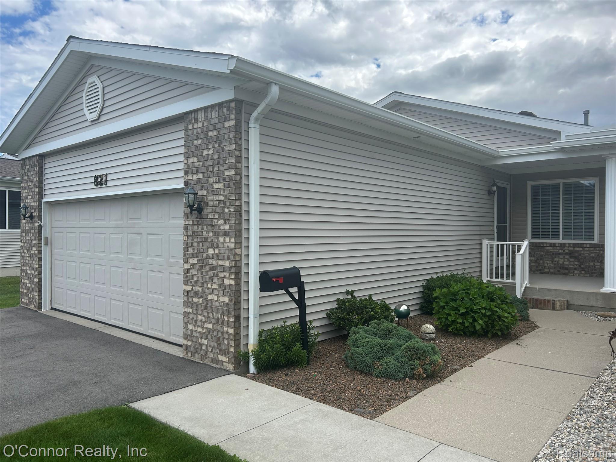 821, Crystal, Marysville, Michigan, 48040