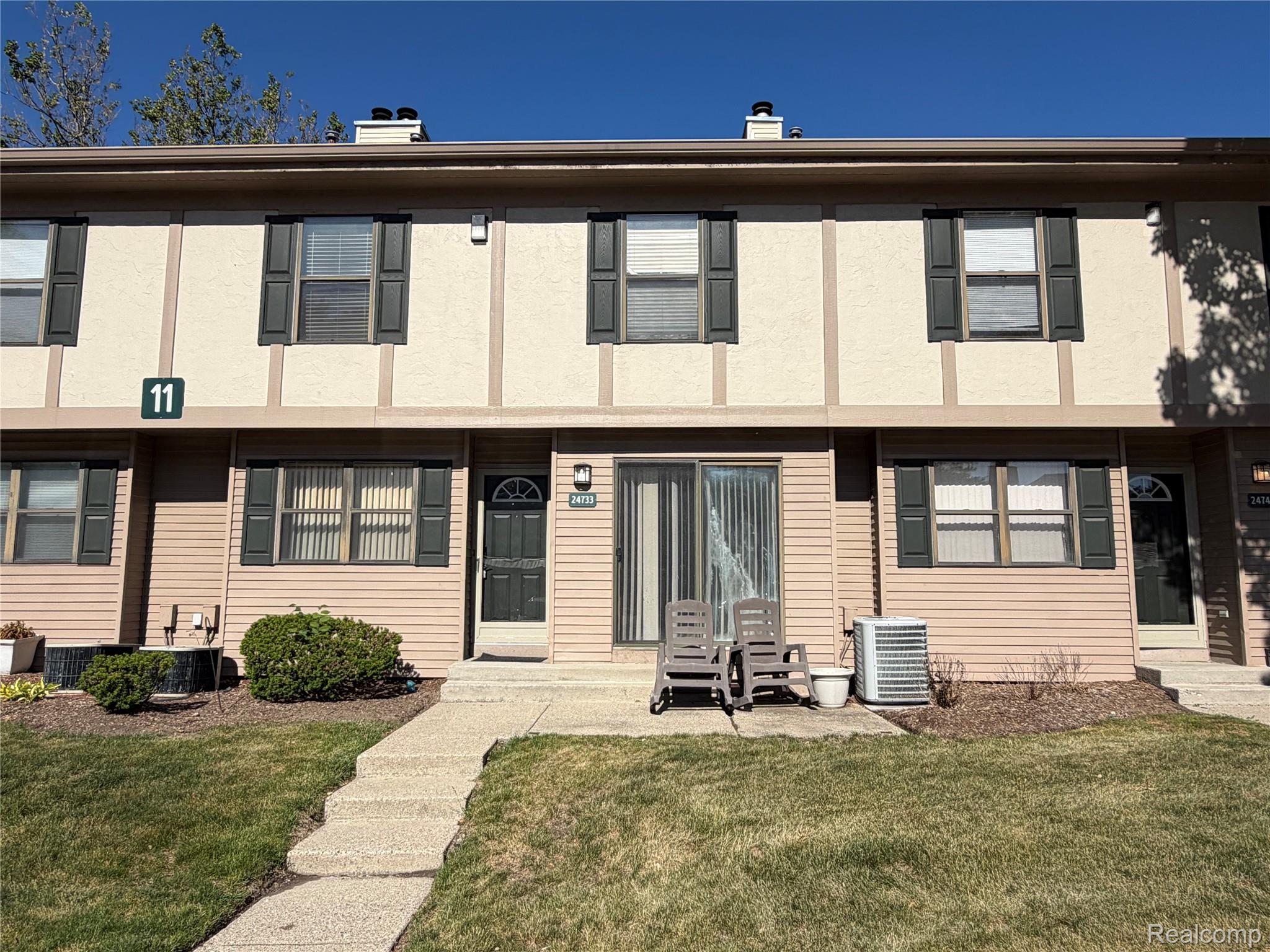 24733, Primrose, Southfield, Michigan, 48033