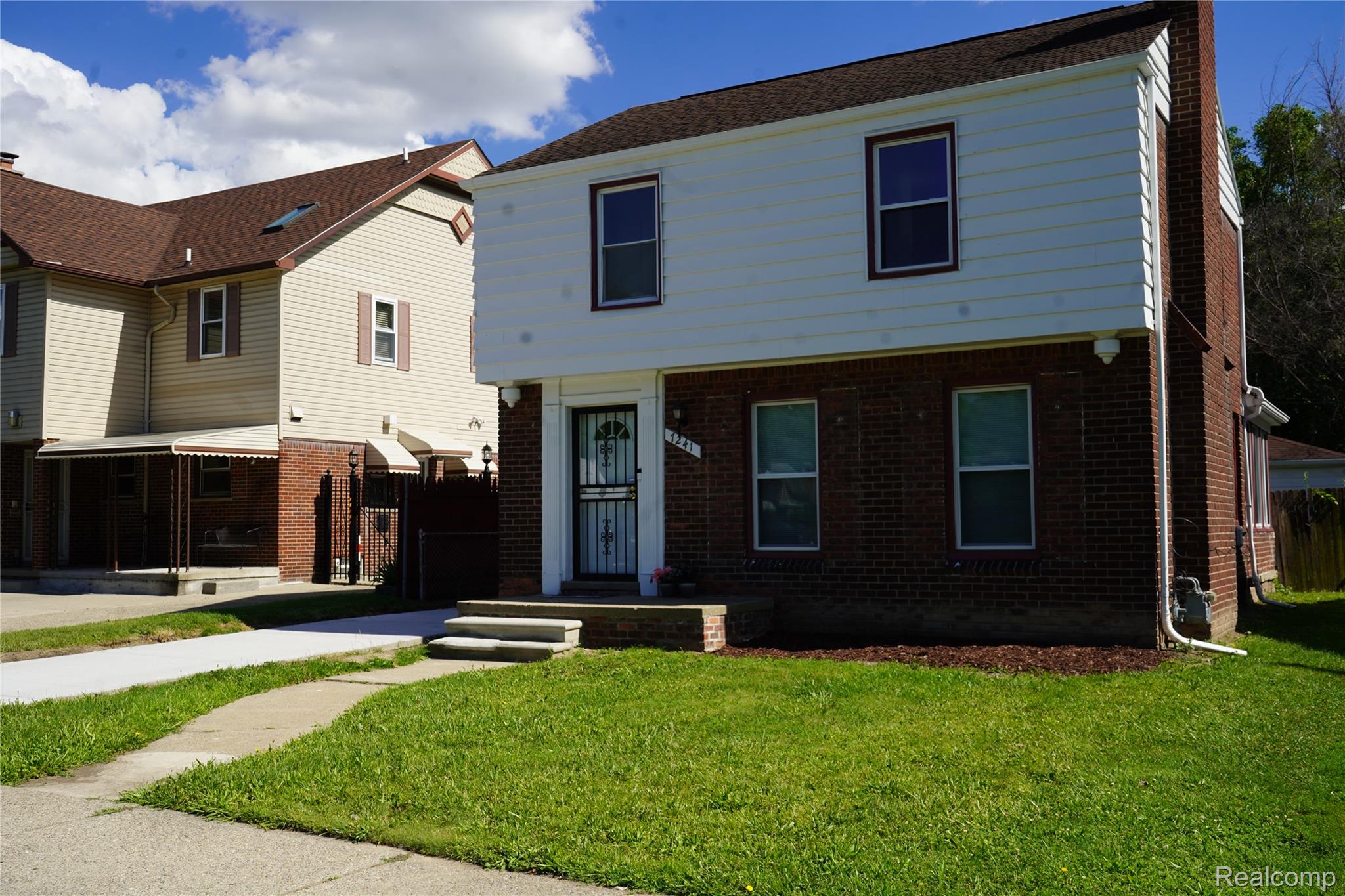 7241, Outer, Detroit, Michigan, 48235