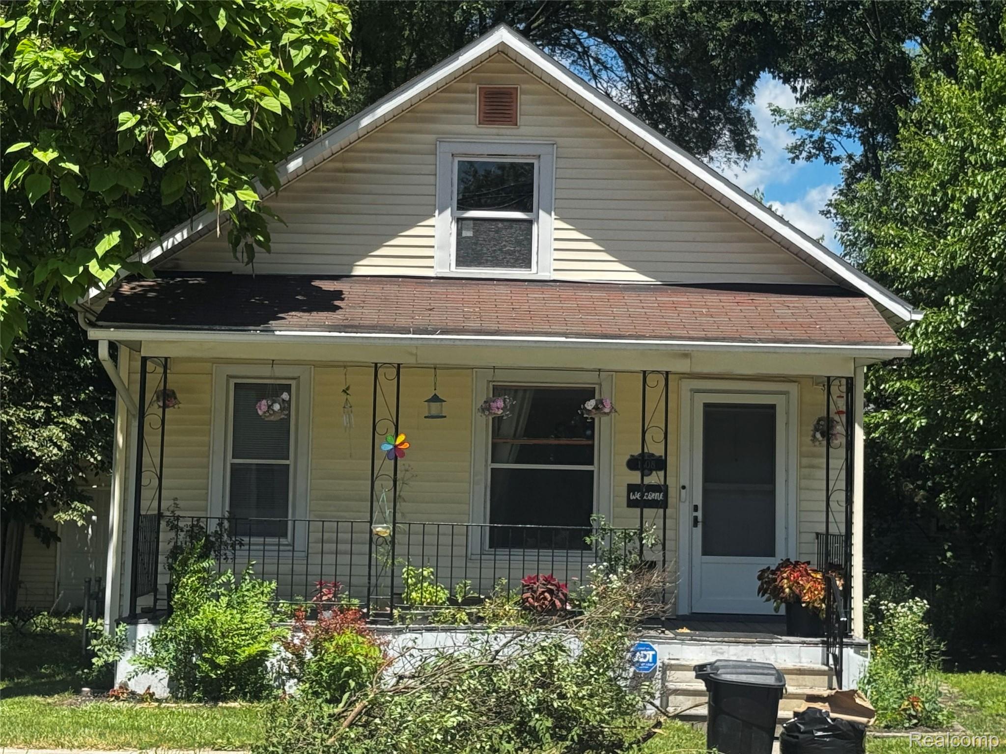 1308, Genesee, Saginaw, Michigan, 48602