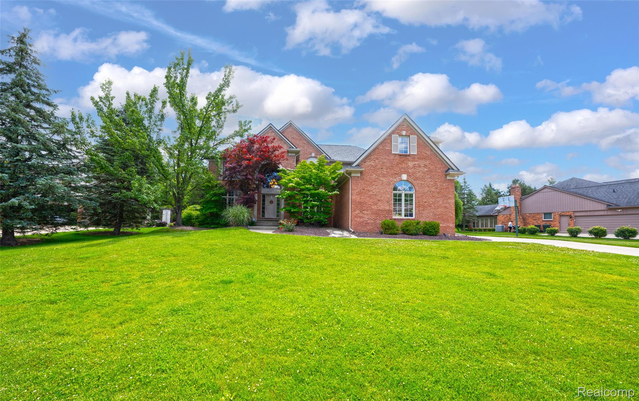 2619, Lambeth, Rochester Hills, Michigan, 48306