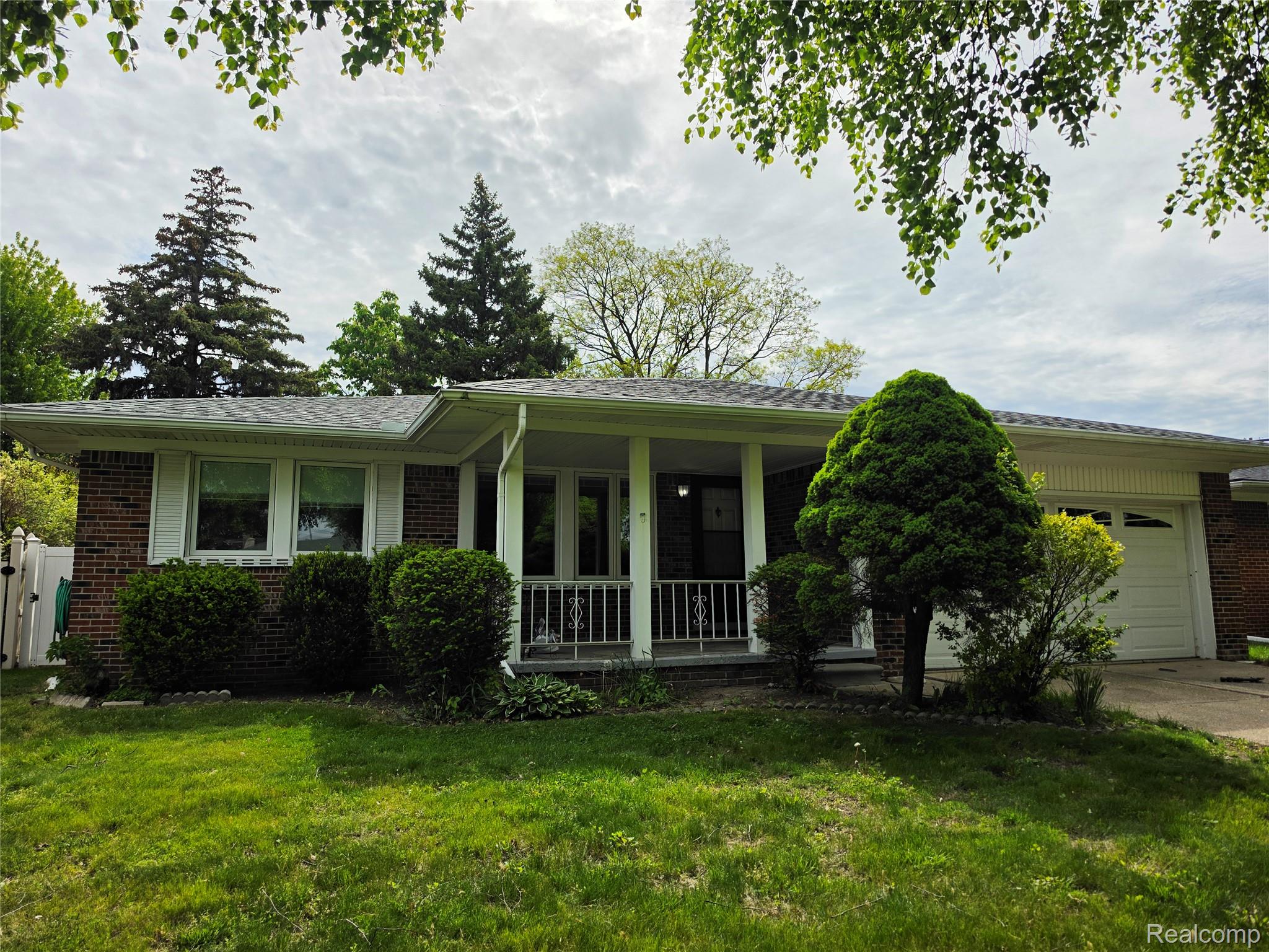 12815, Shery, Southgate, Michigan, 48195