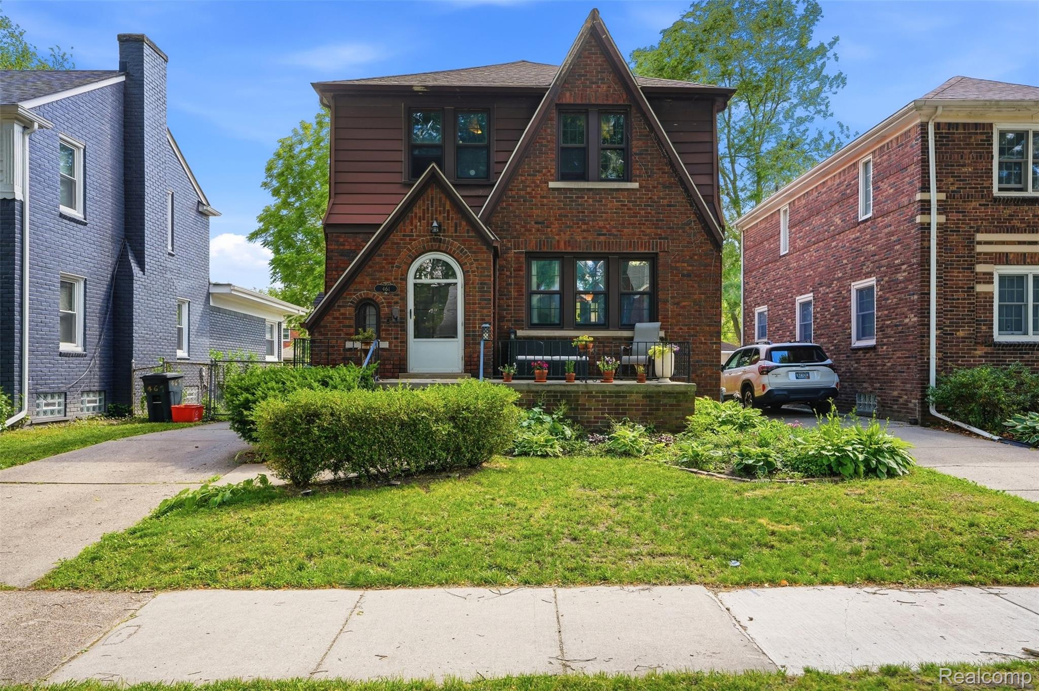 461, Manor, Grosse Pointe Farms, Michigan, 48236