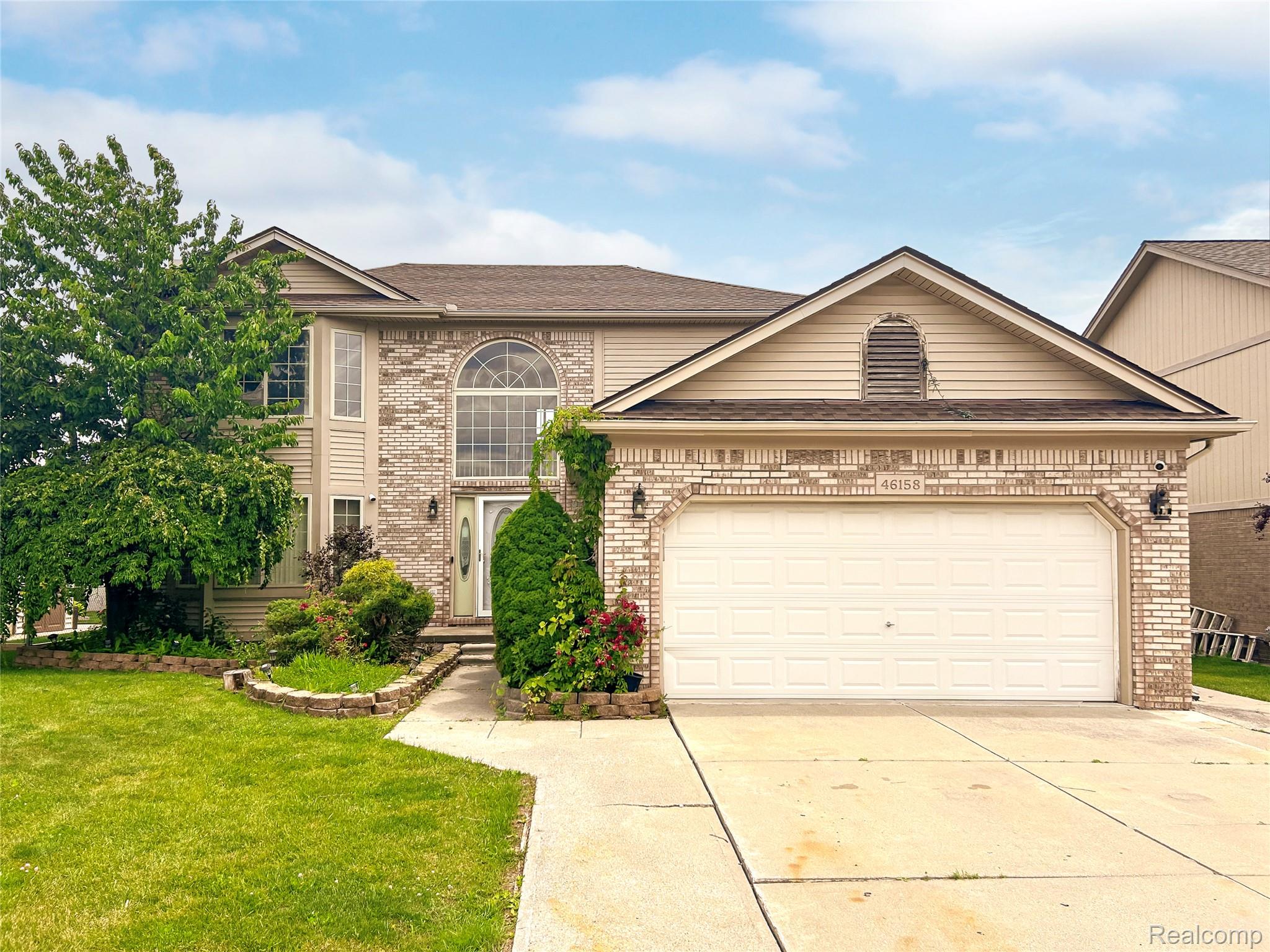 46158, Duke, New Baltimore, Michigan, 48051