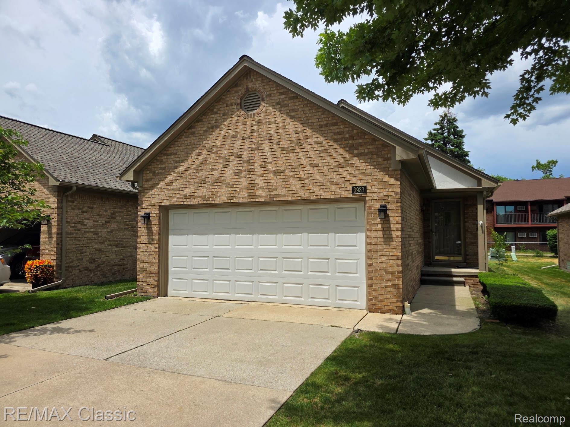 3937, Sunflower, #Suite 100, Warren, Michigan, 48091