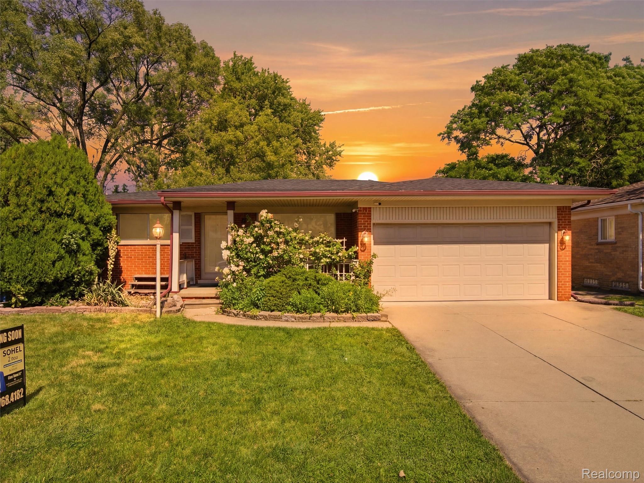 26826, Palomino, Warren, Michigan, 48089