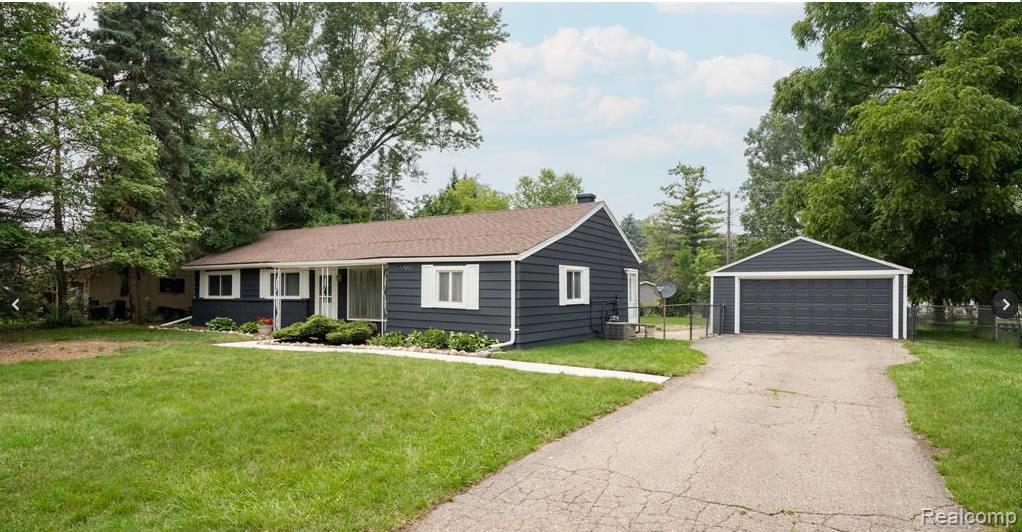 6368, Hermana, West Bloomfield, Michigan, 48324