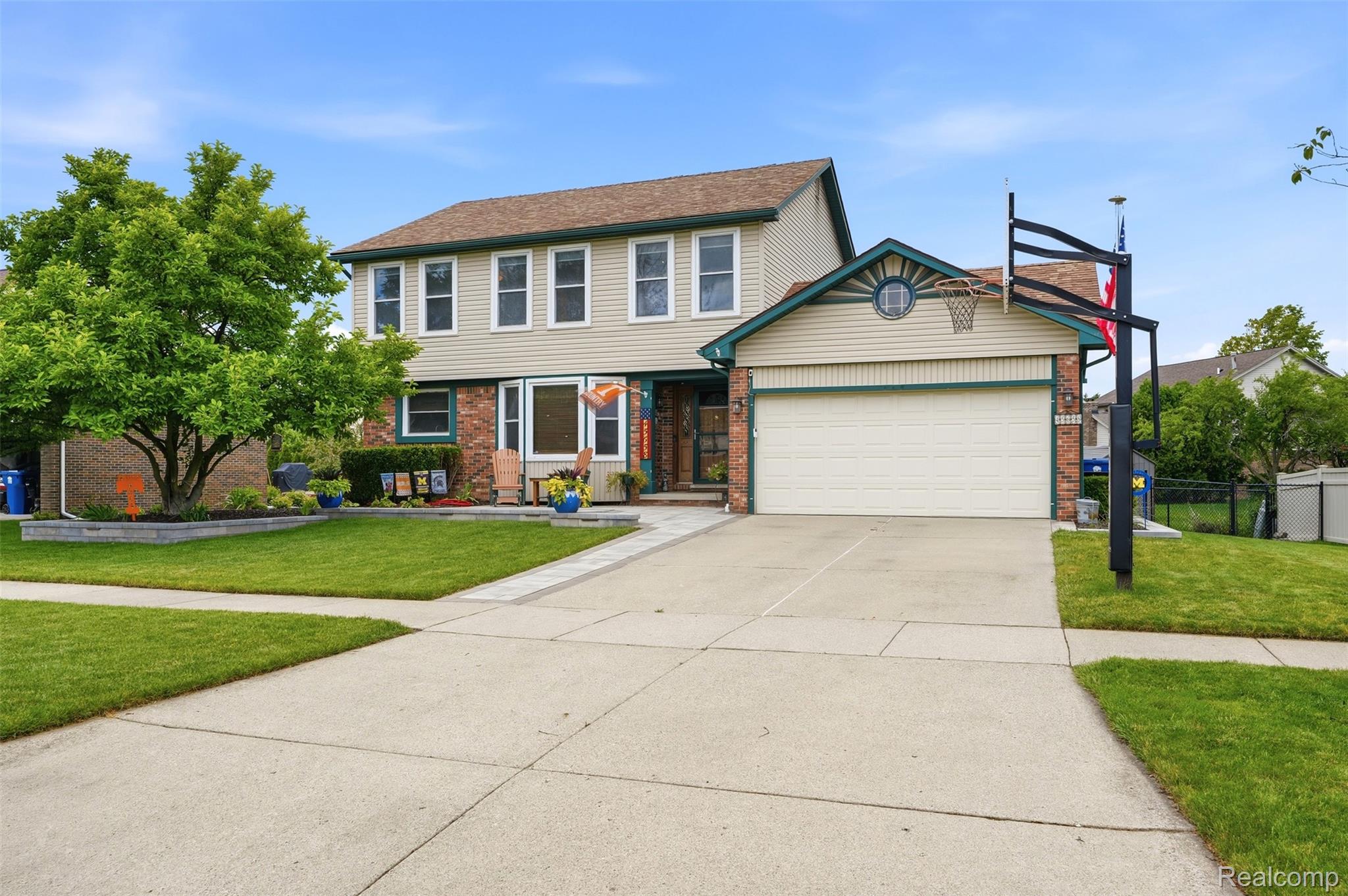 45658, Hanford, Canton, Michigan, 48187