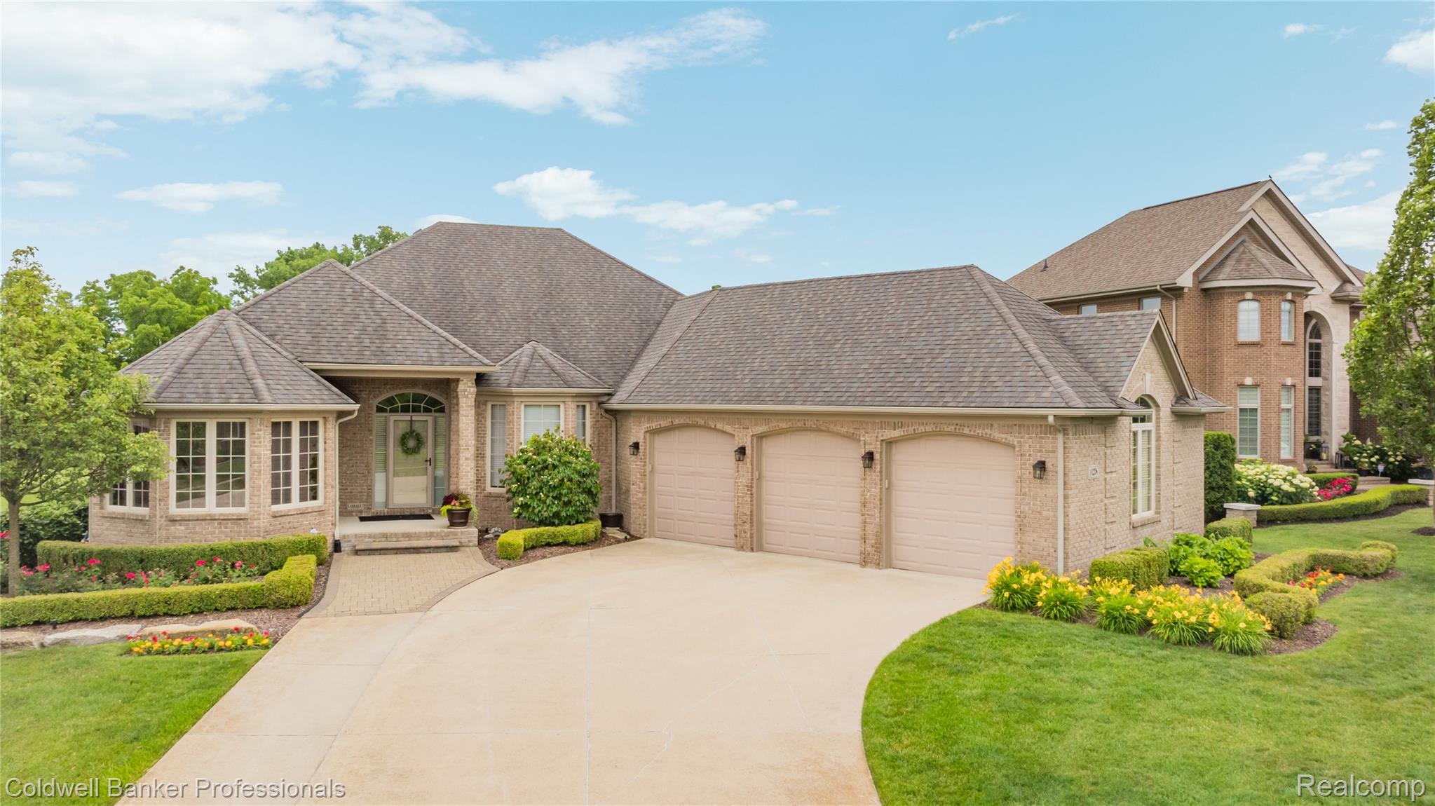16238, Via Mera, Macomb, Michigan, 48042