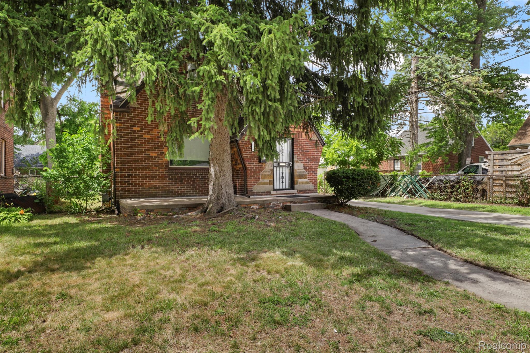 17717, Avon, Detroit, Michigan, 48219