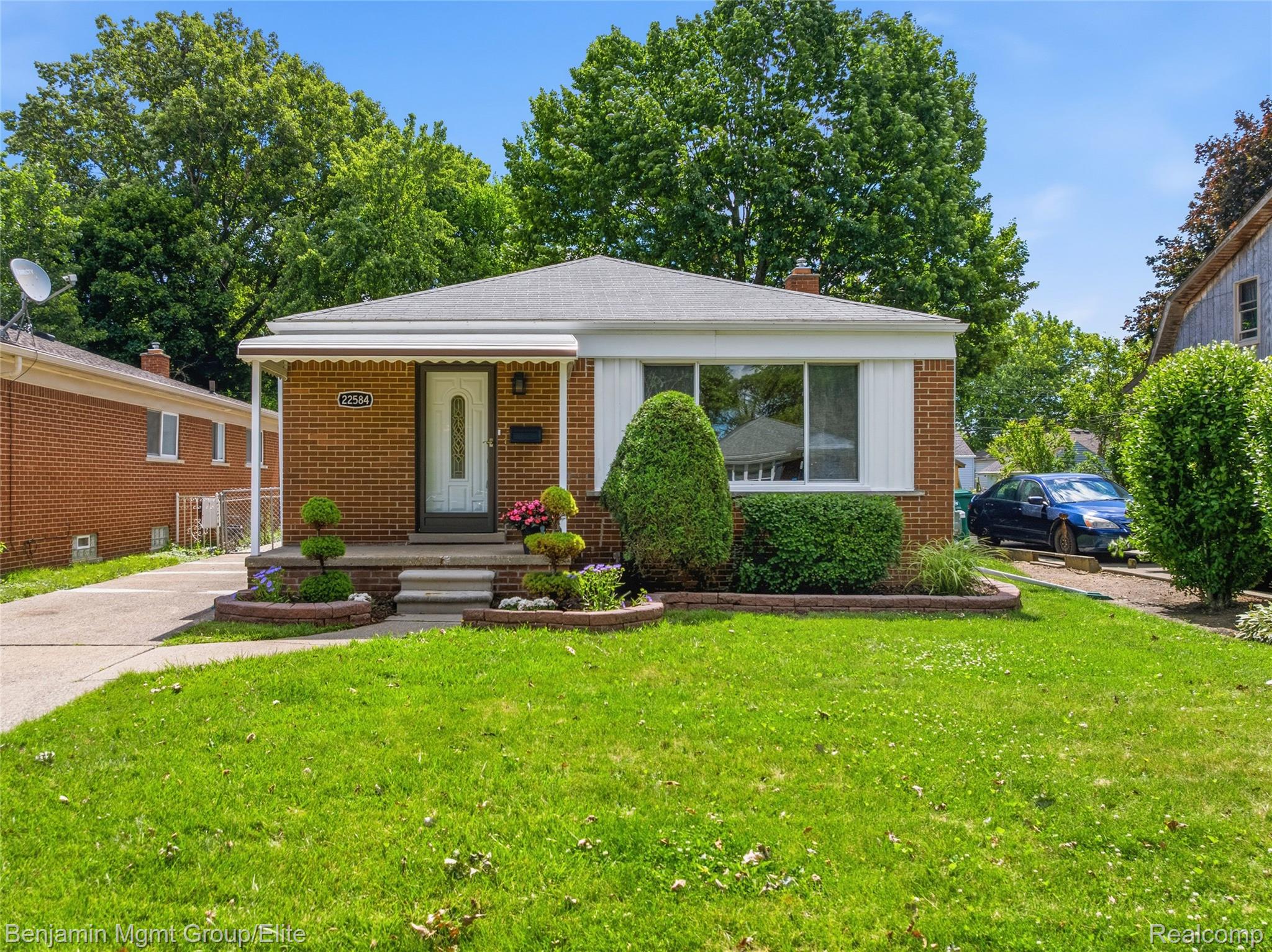 22584, Marine, Eastpointe, Michigan, 48021