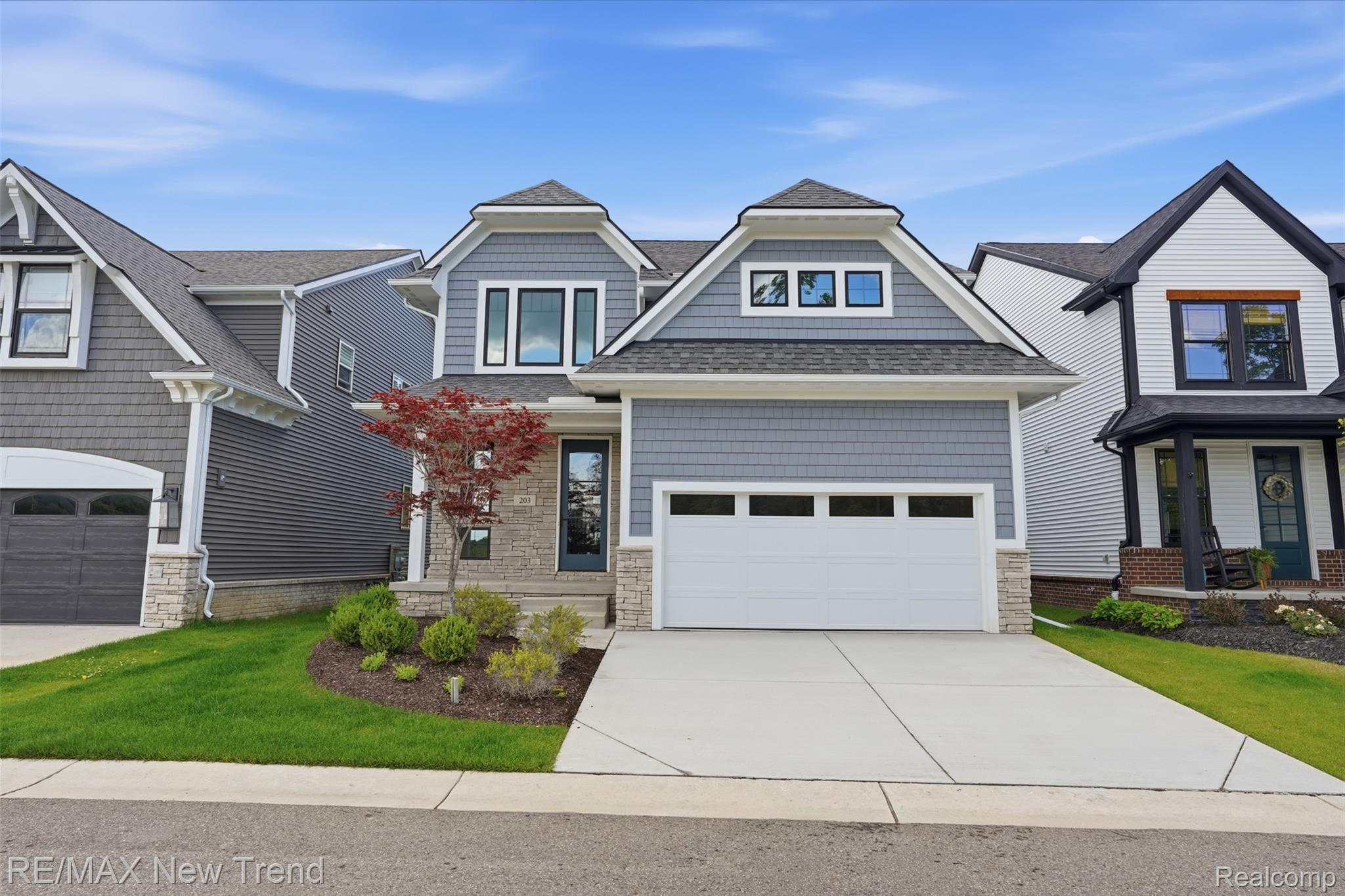 203, Mountain View, Milford, Michigan, 48381