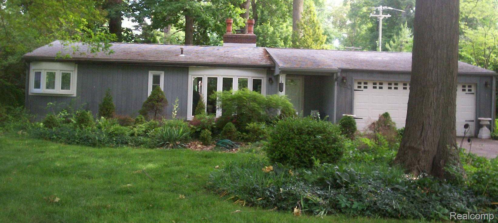 9020, Bellevue, Grosse Ile, Michigan, 48138