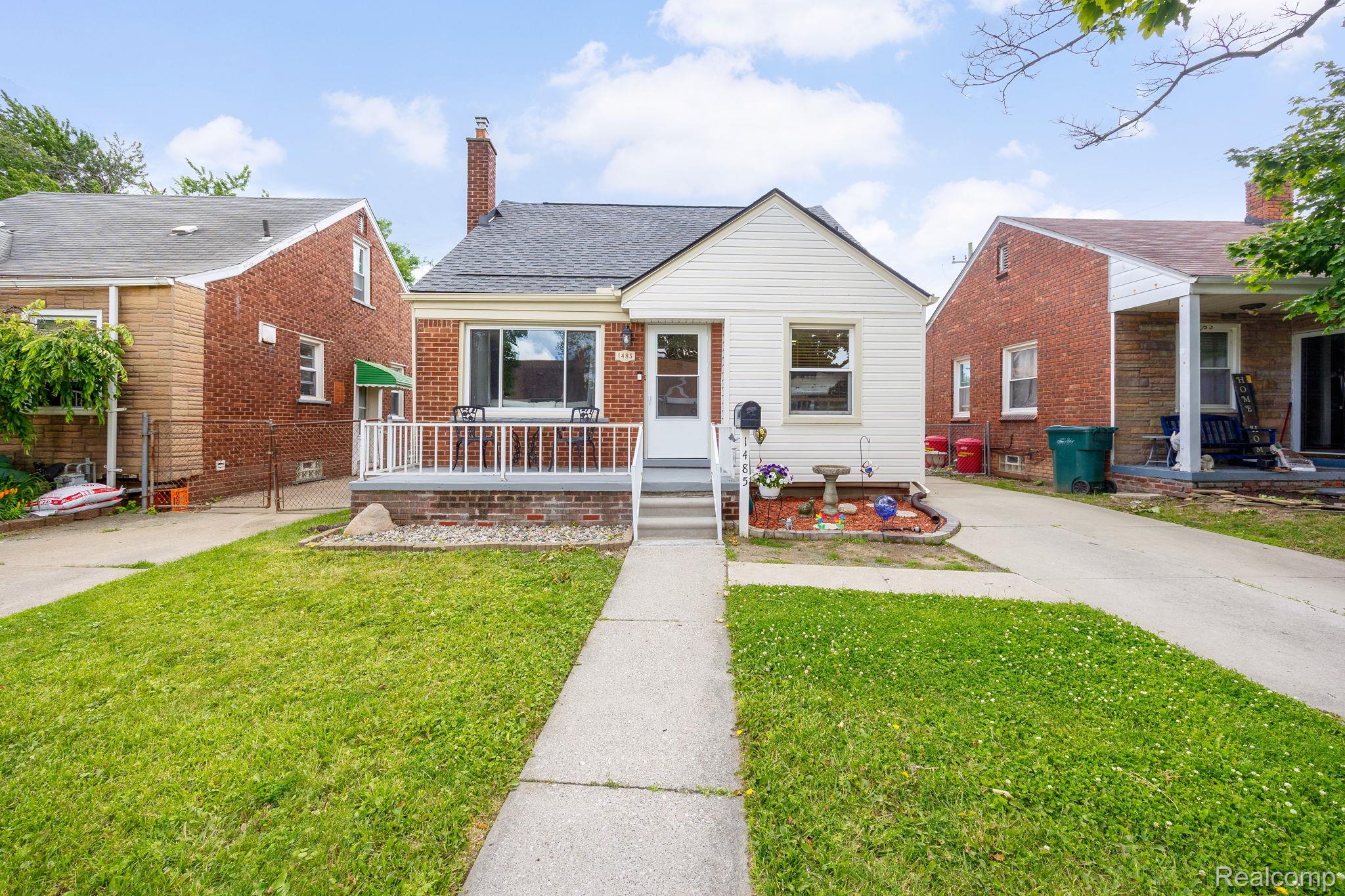 1485, Cleveland, Lincoln Park, Michigan, 48146