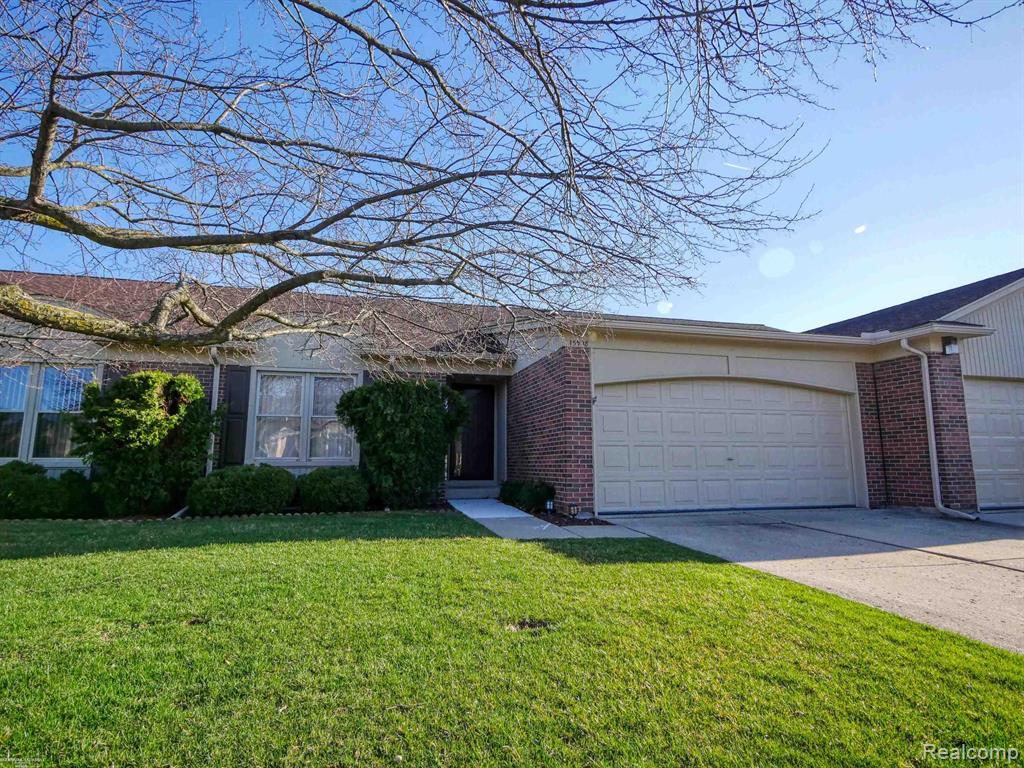 15908, Plymouth, #387, Clinton Township, Michigan, 48038