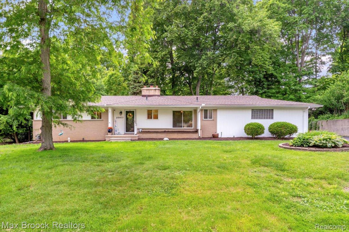 28403, Peppermill, Farmington, Michigan, 48331