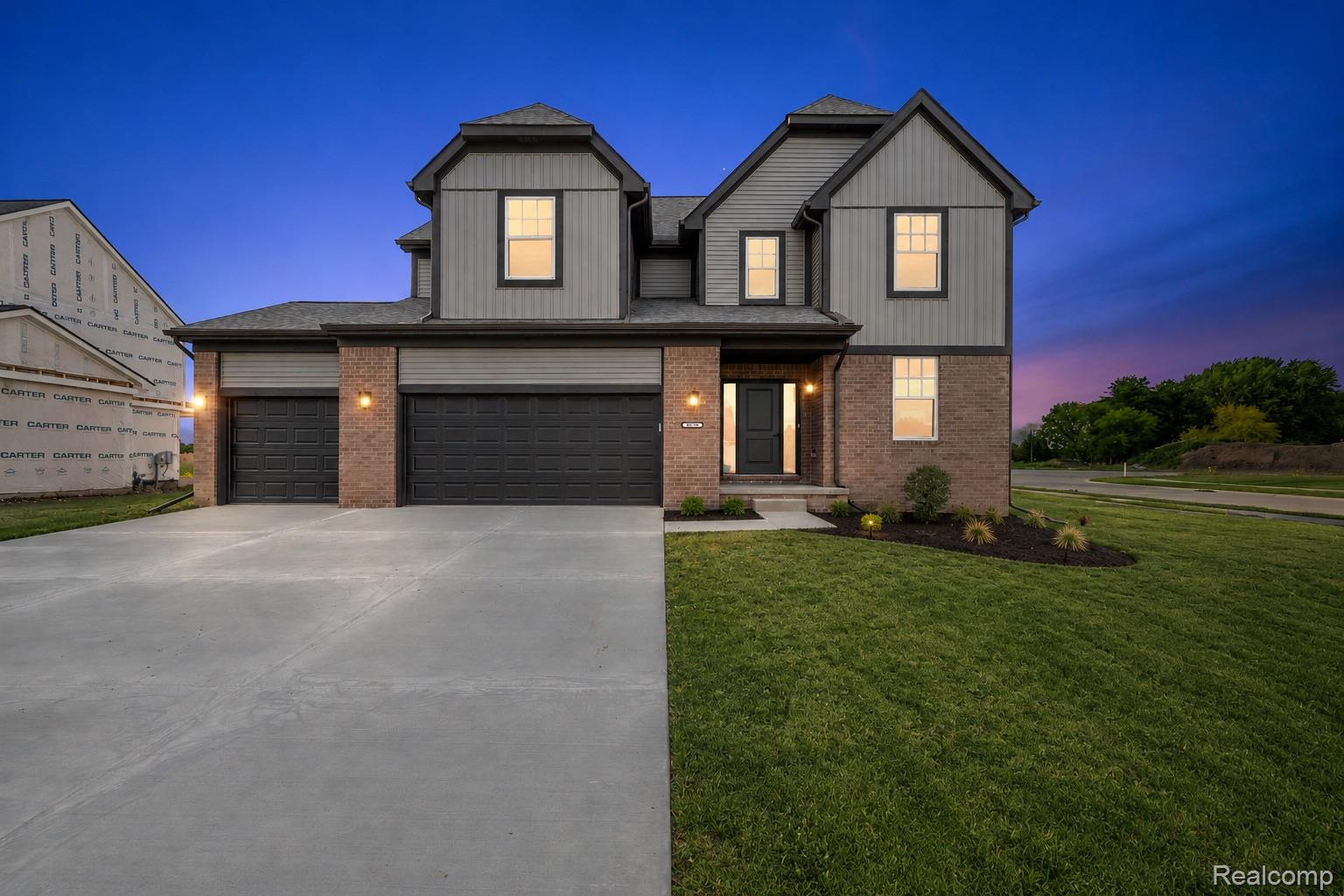 28325, Nadia, Chesterfield, Michigan, 48047