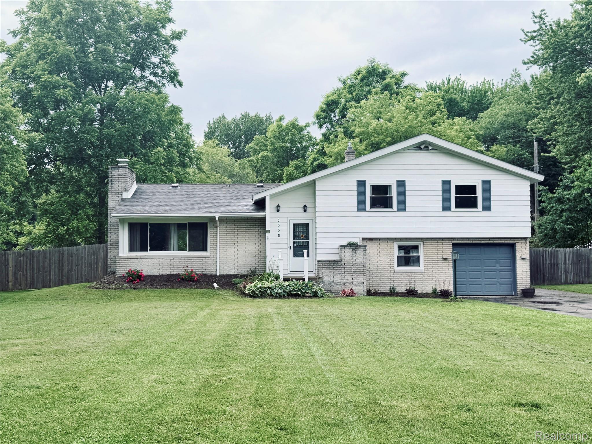 3555, Wilson, Fort Gratiot, Michigan, 48059
