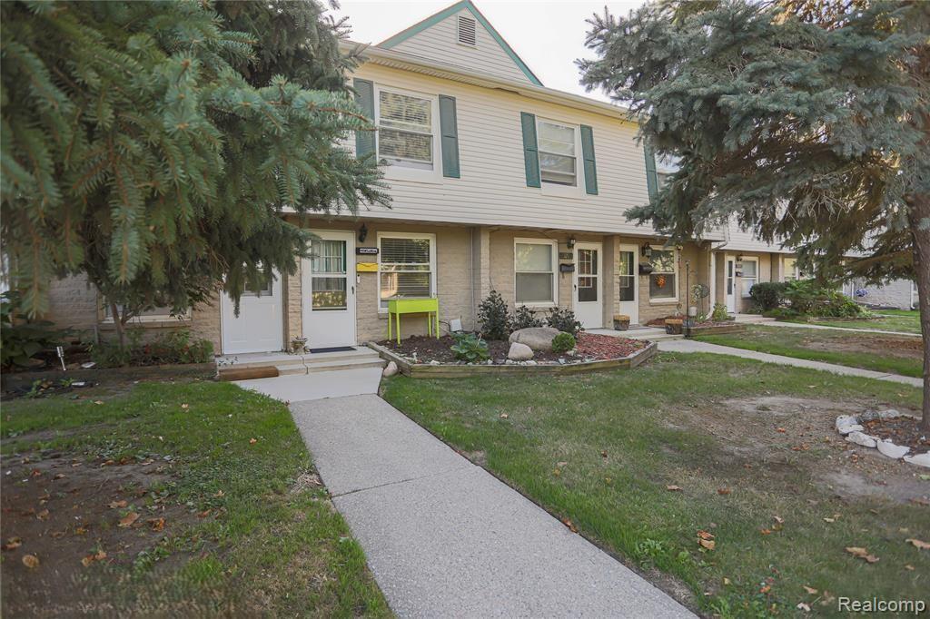 119, Floral, Mt. Clemens, Michigan, 48043