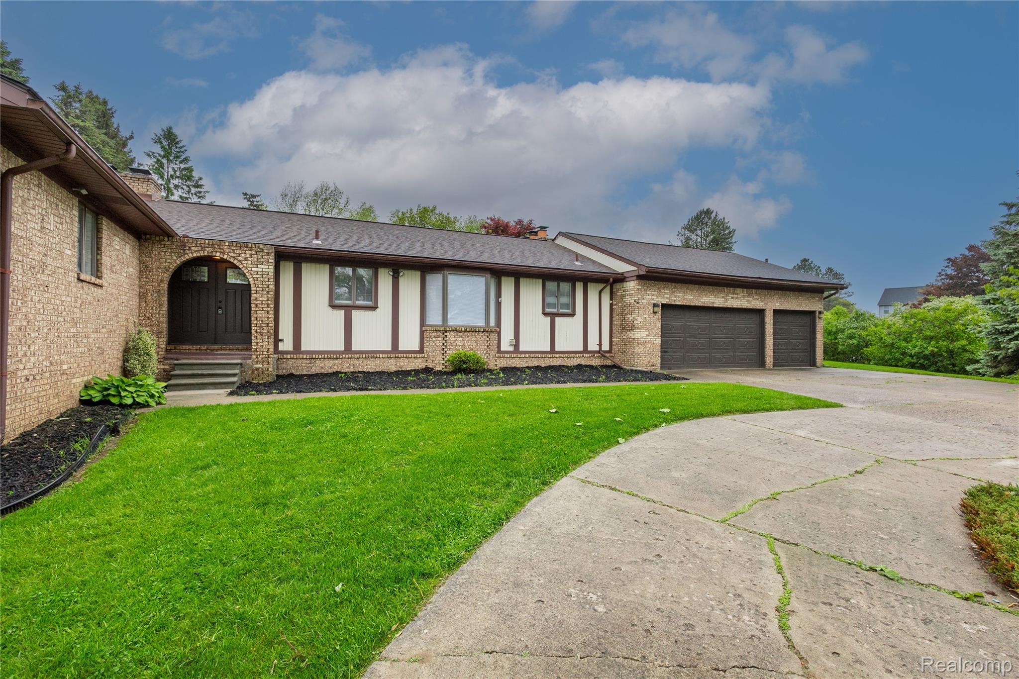 59663, PETTENGILL, New Hudson, Michigan, 48165