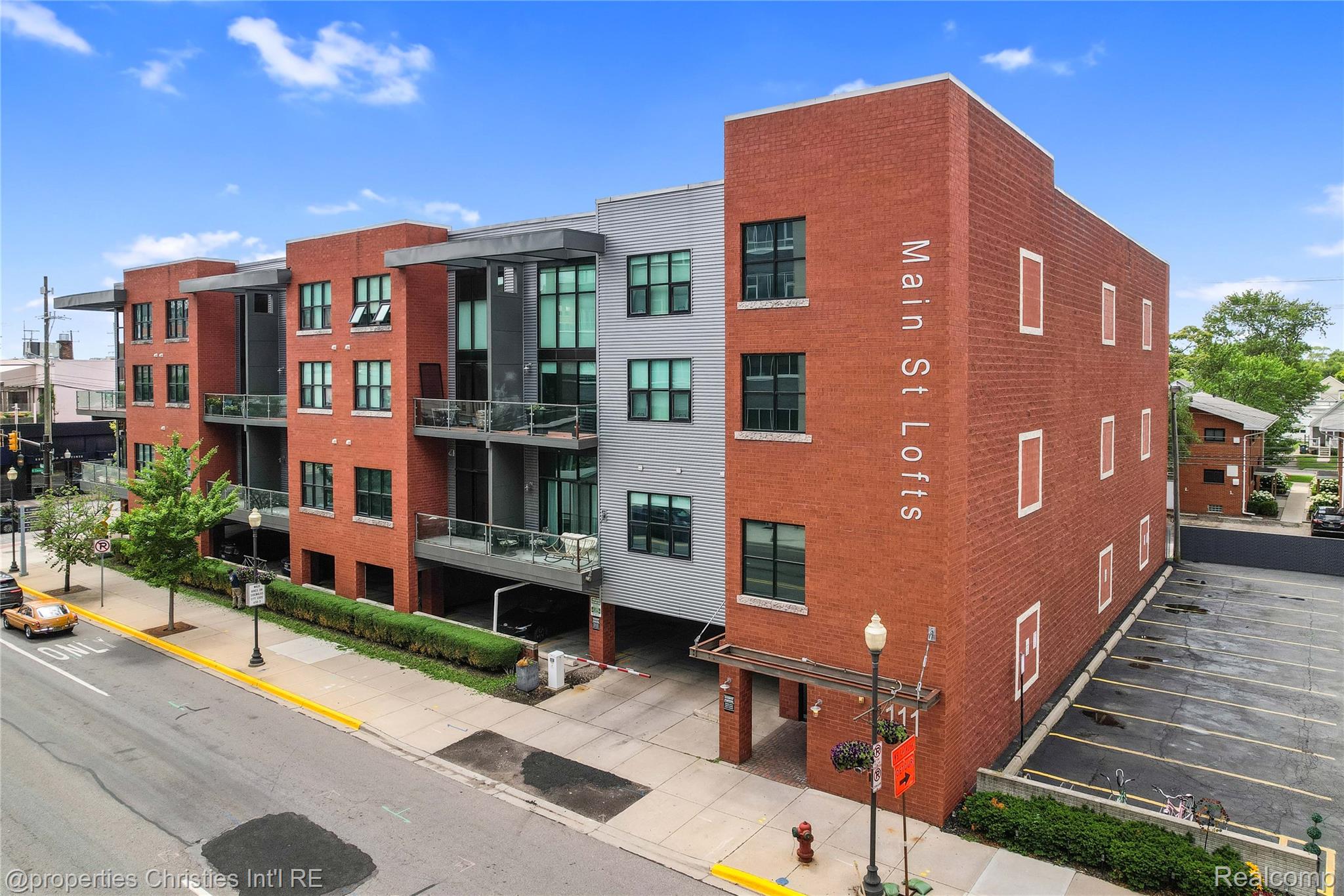 111, N Main Street, #306, Royal Oak, Michigan, 48067