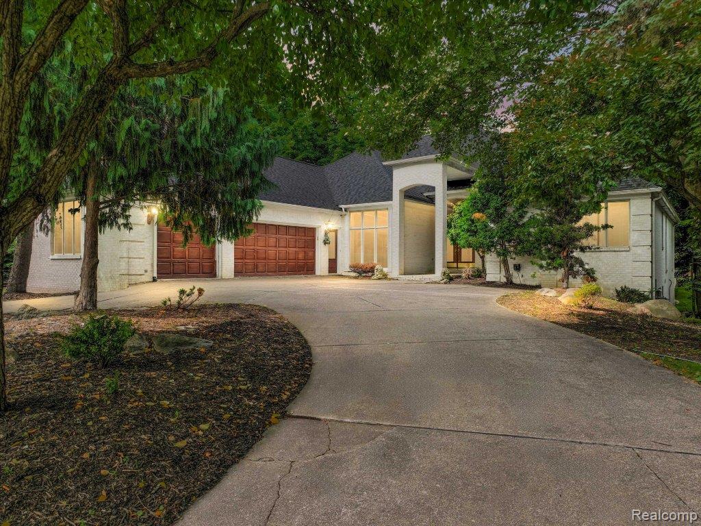 43564, Scenic, Northville, Michigan, 48167