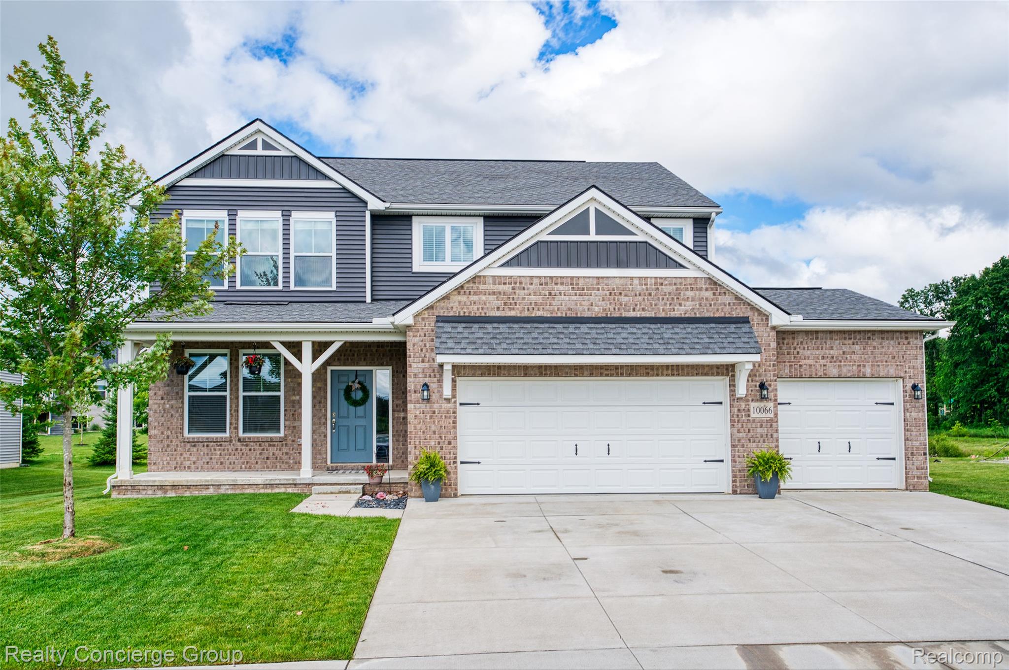 10066, Willow Oak, Brighton, Michigan, 48116
