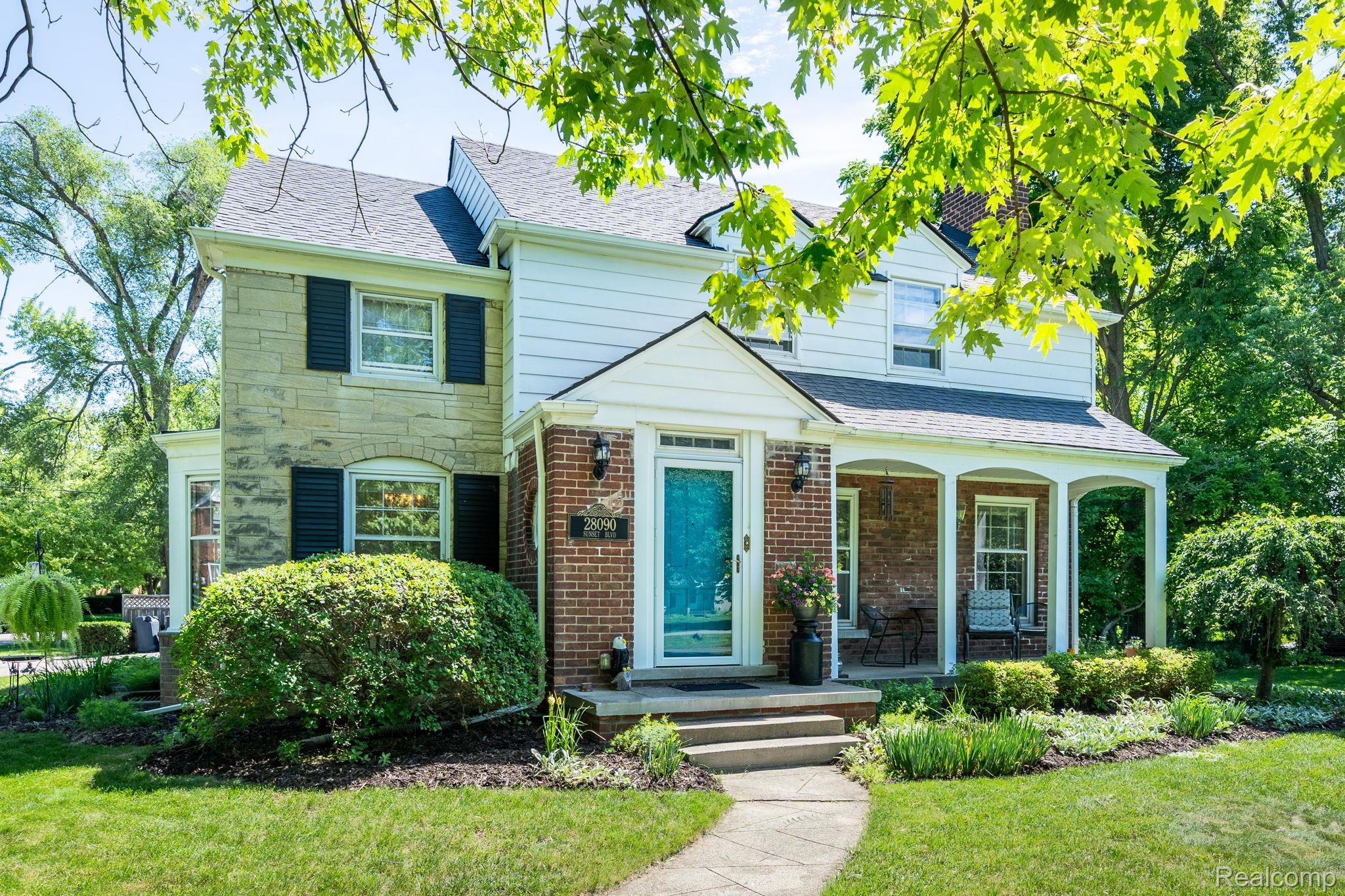 28090, Sunset, W, Lathrup Village, Michigan, 48076