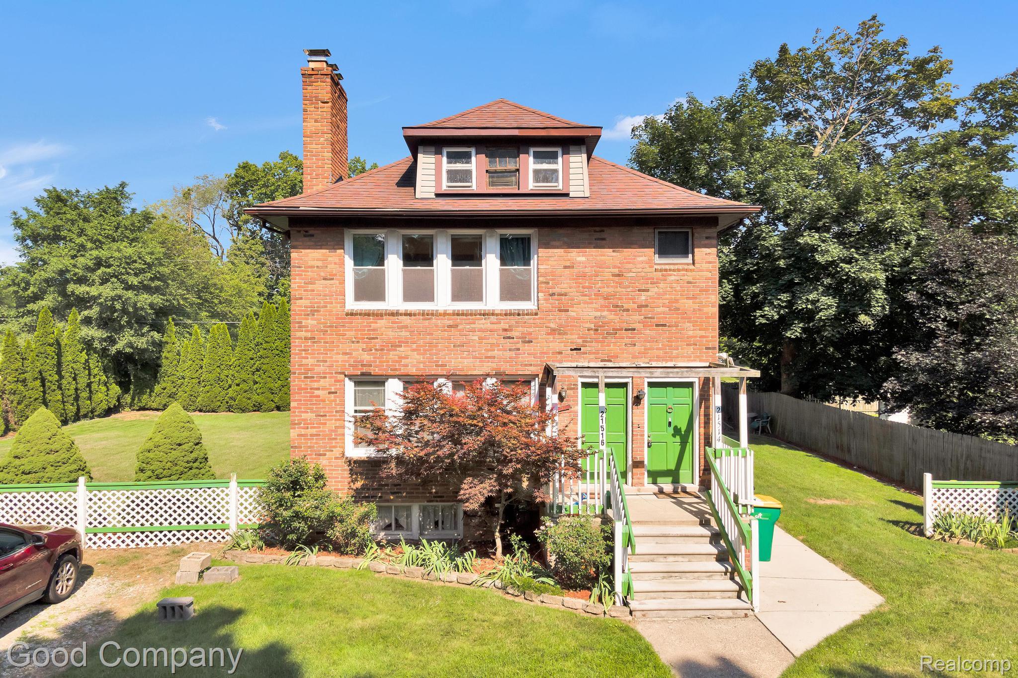 21516, Oxford, Farmington, Michigan, 48336