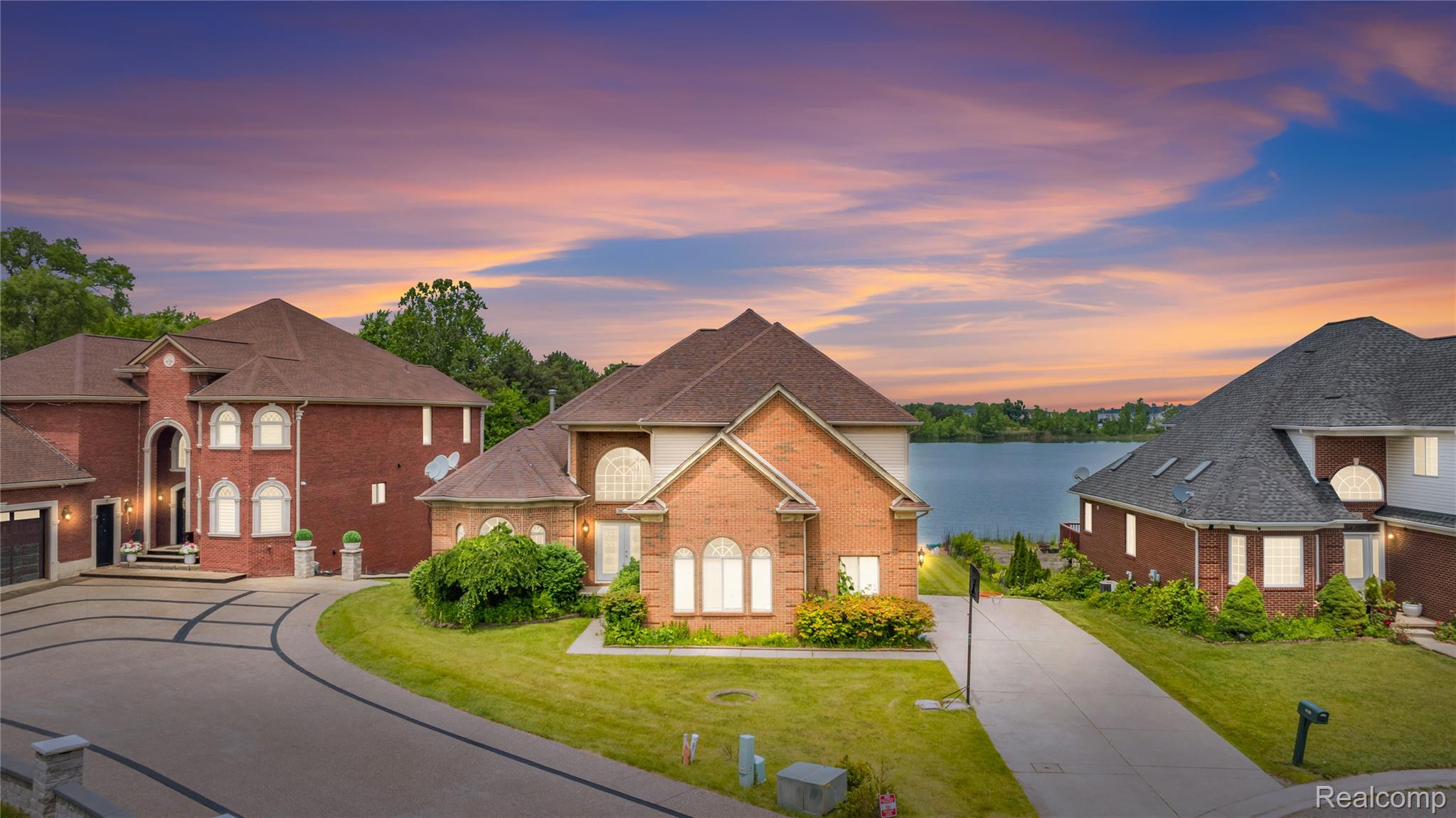 2651, Erma, Utica, Michigan, 48317