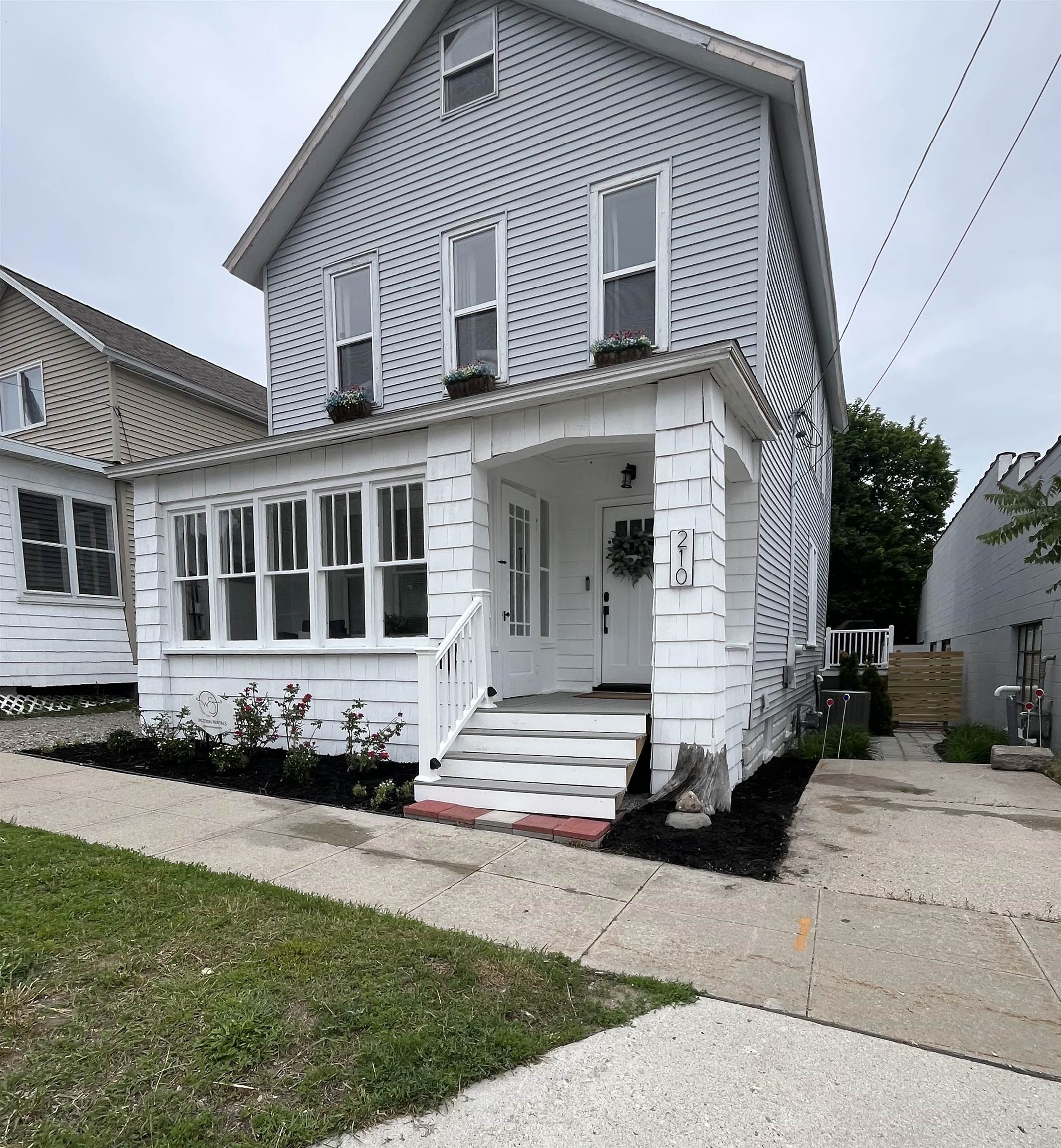 210 Fifth