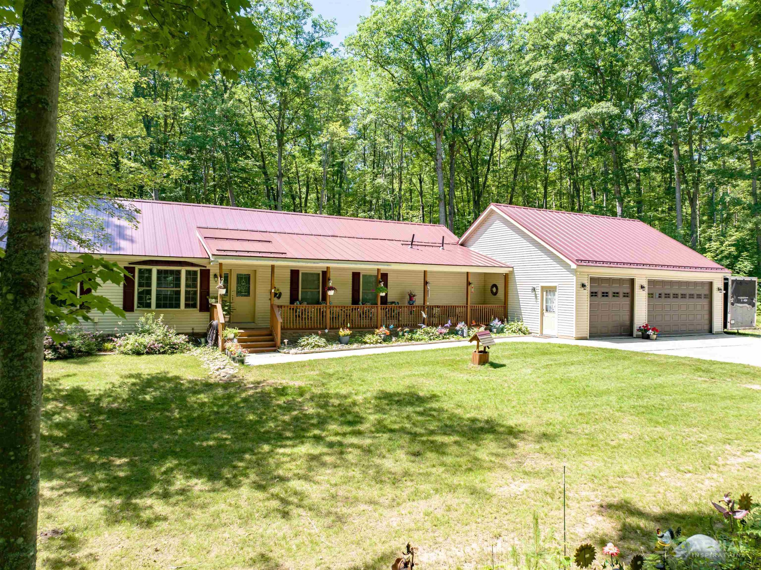 1081 Carlisle