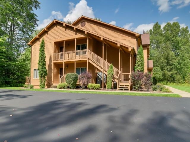 2100 W Schuss Mountain