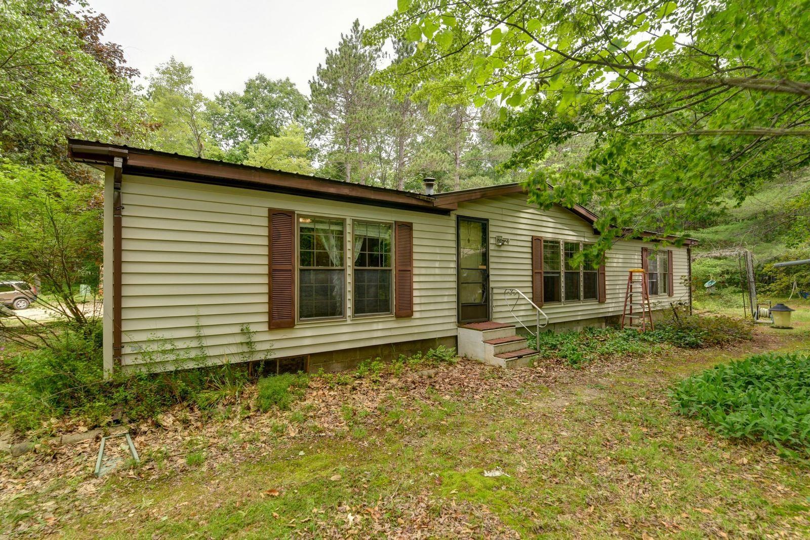 11572 NE Centralia