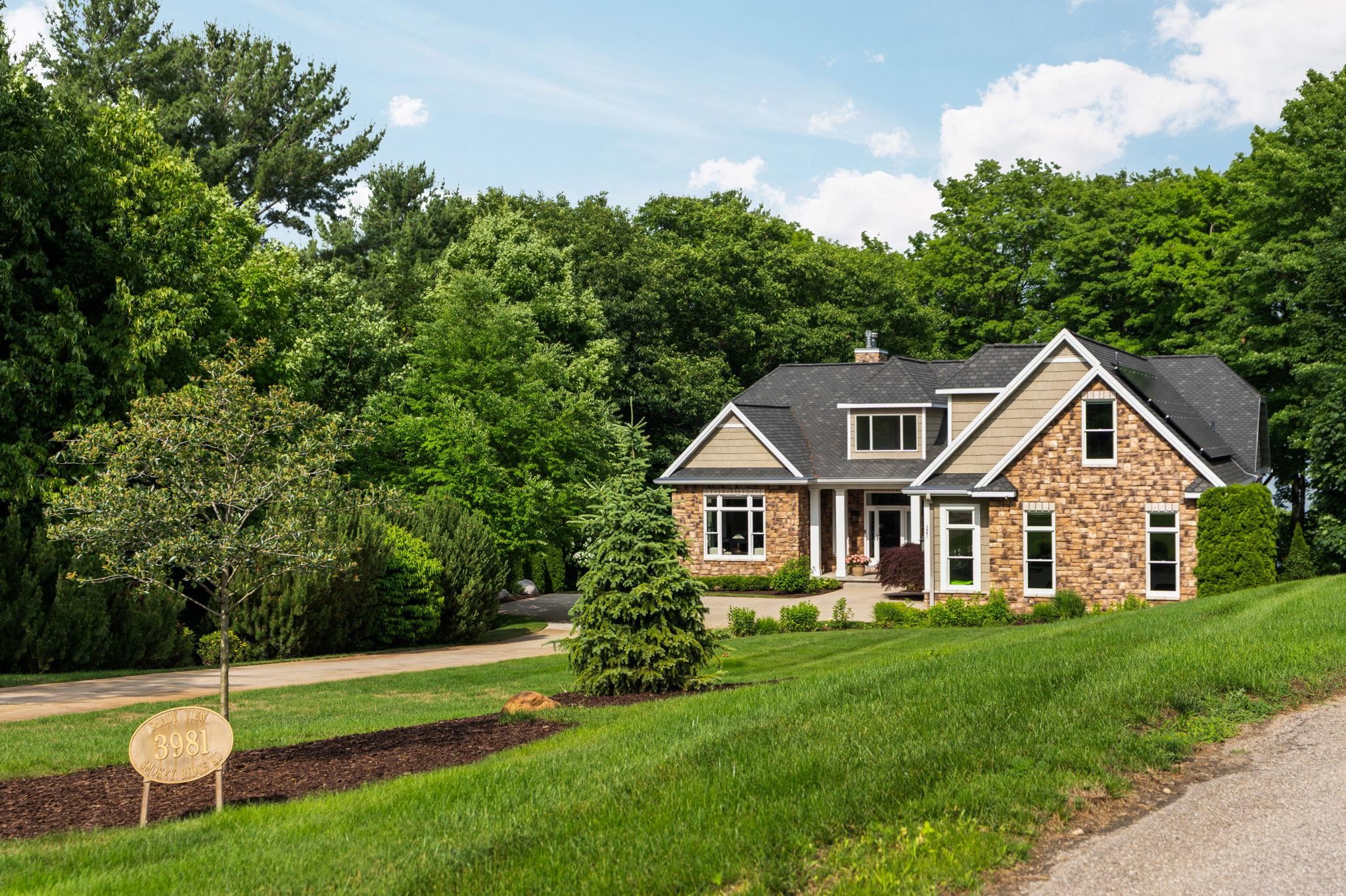 3981 Smokey Ridge