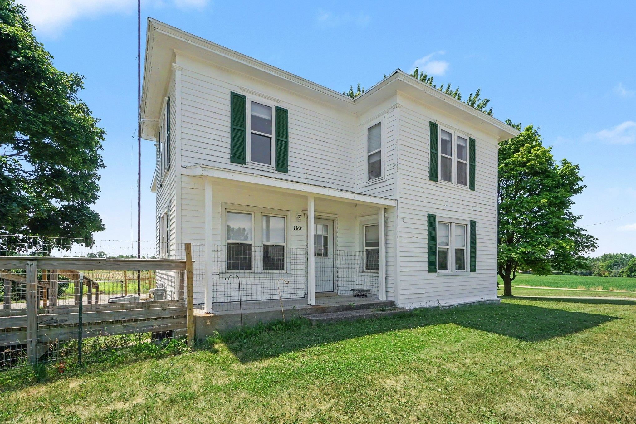 1160 E Remus