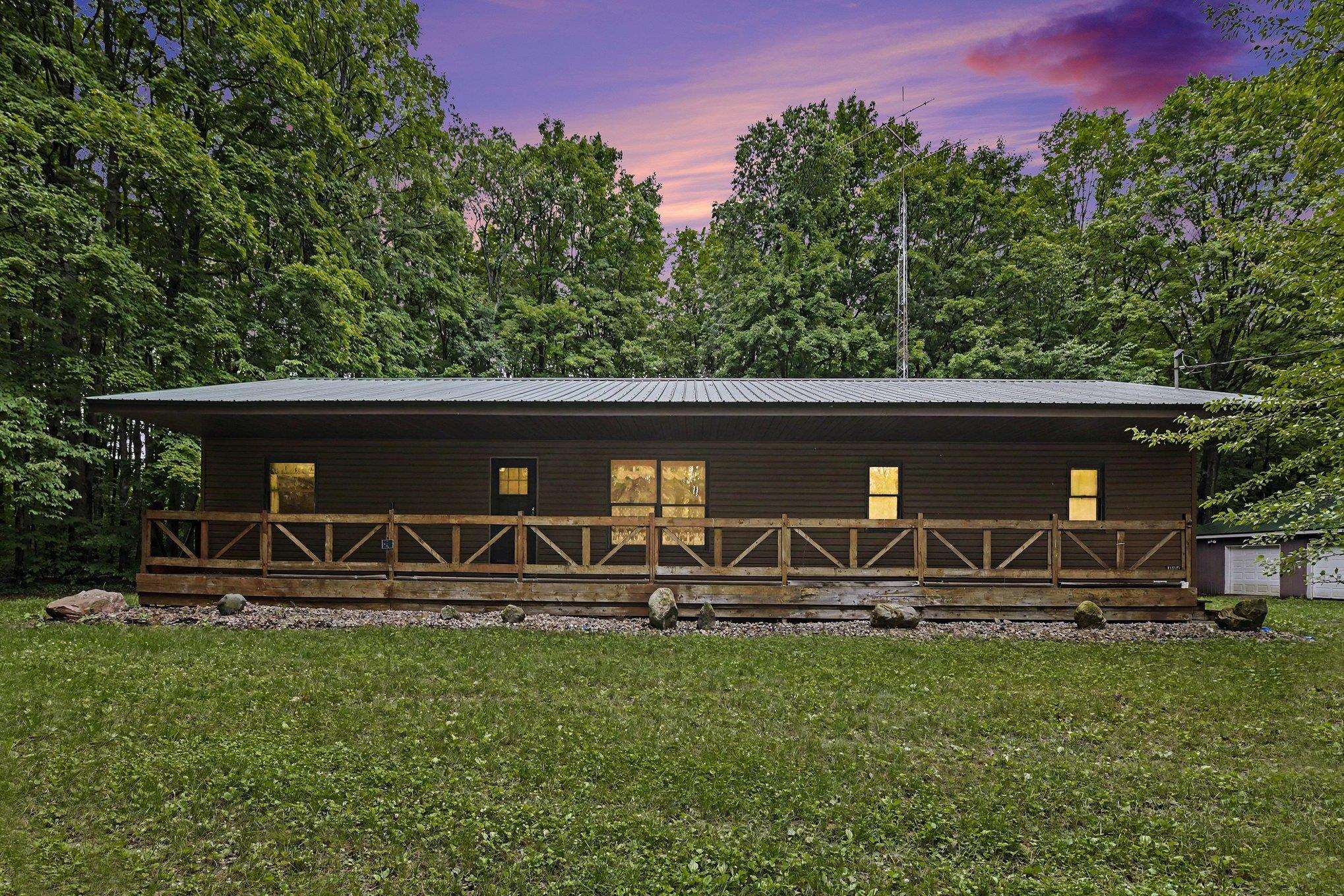 444 Westlane