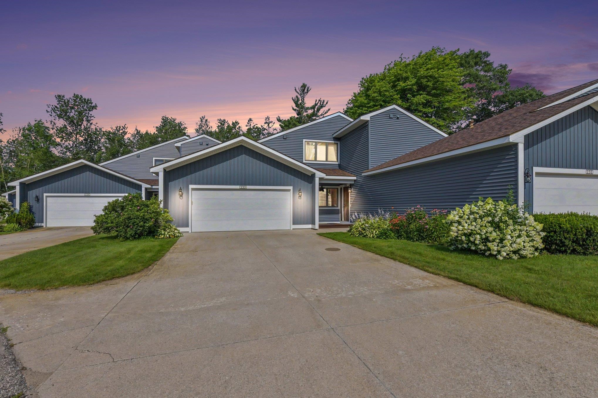 133 North Shore Drive West