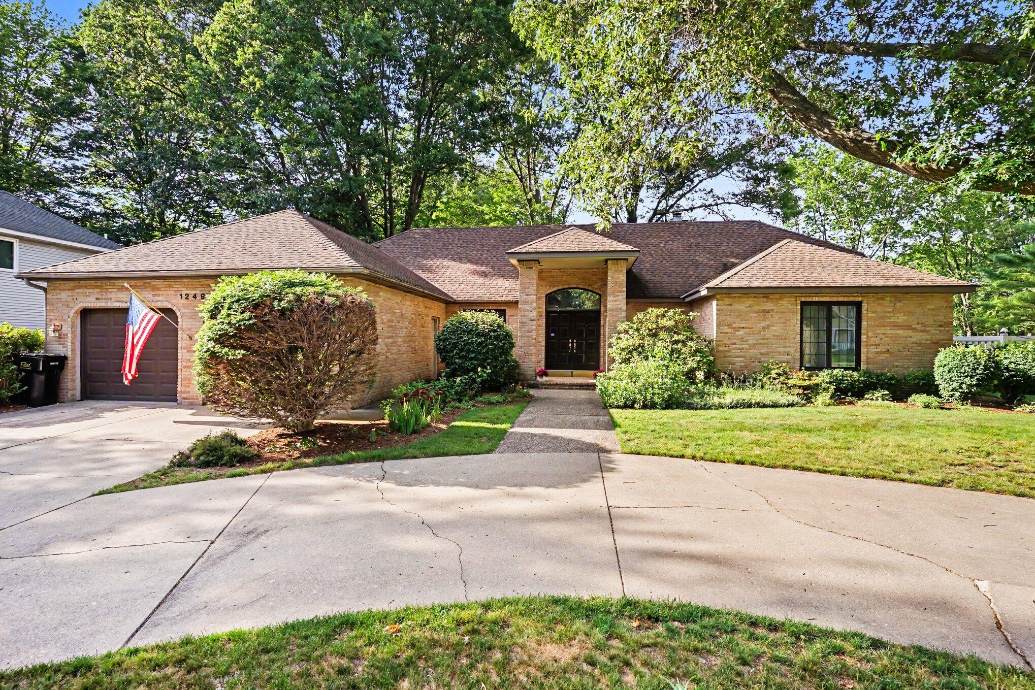 1249 Heather Court