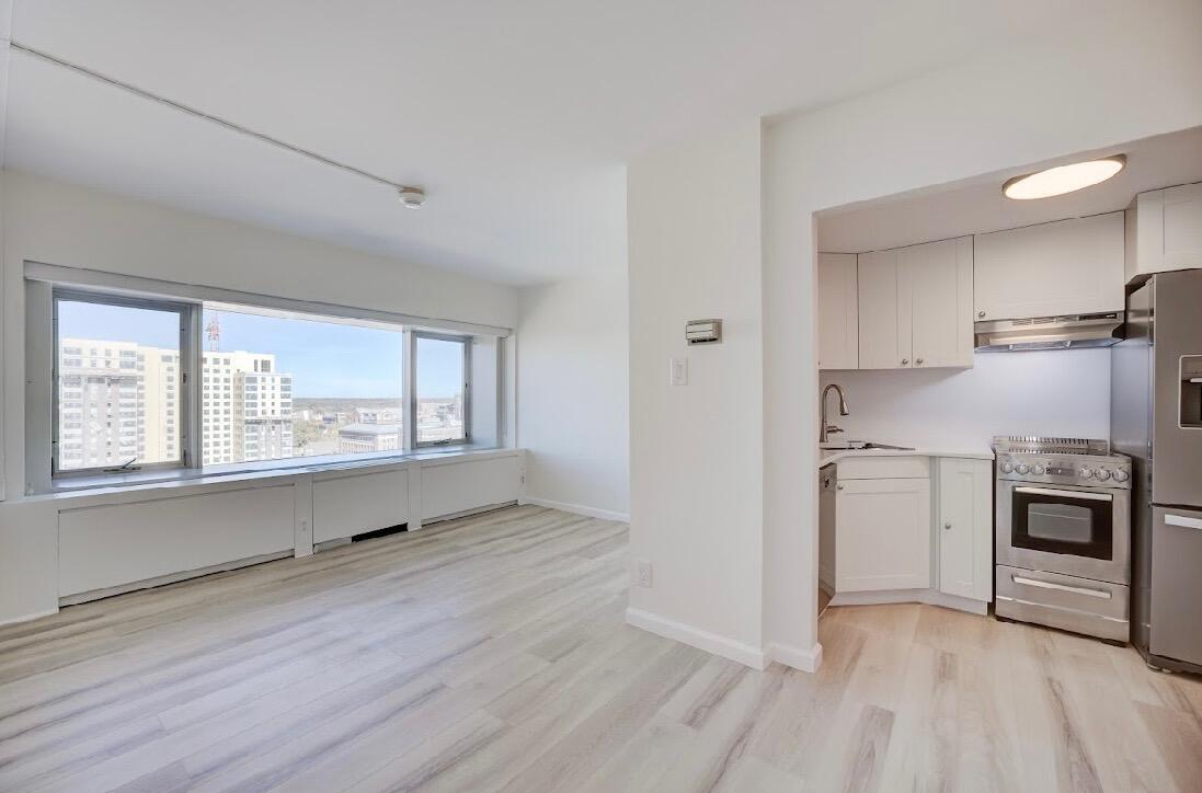 555 E William Street Unit: 16G