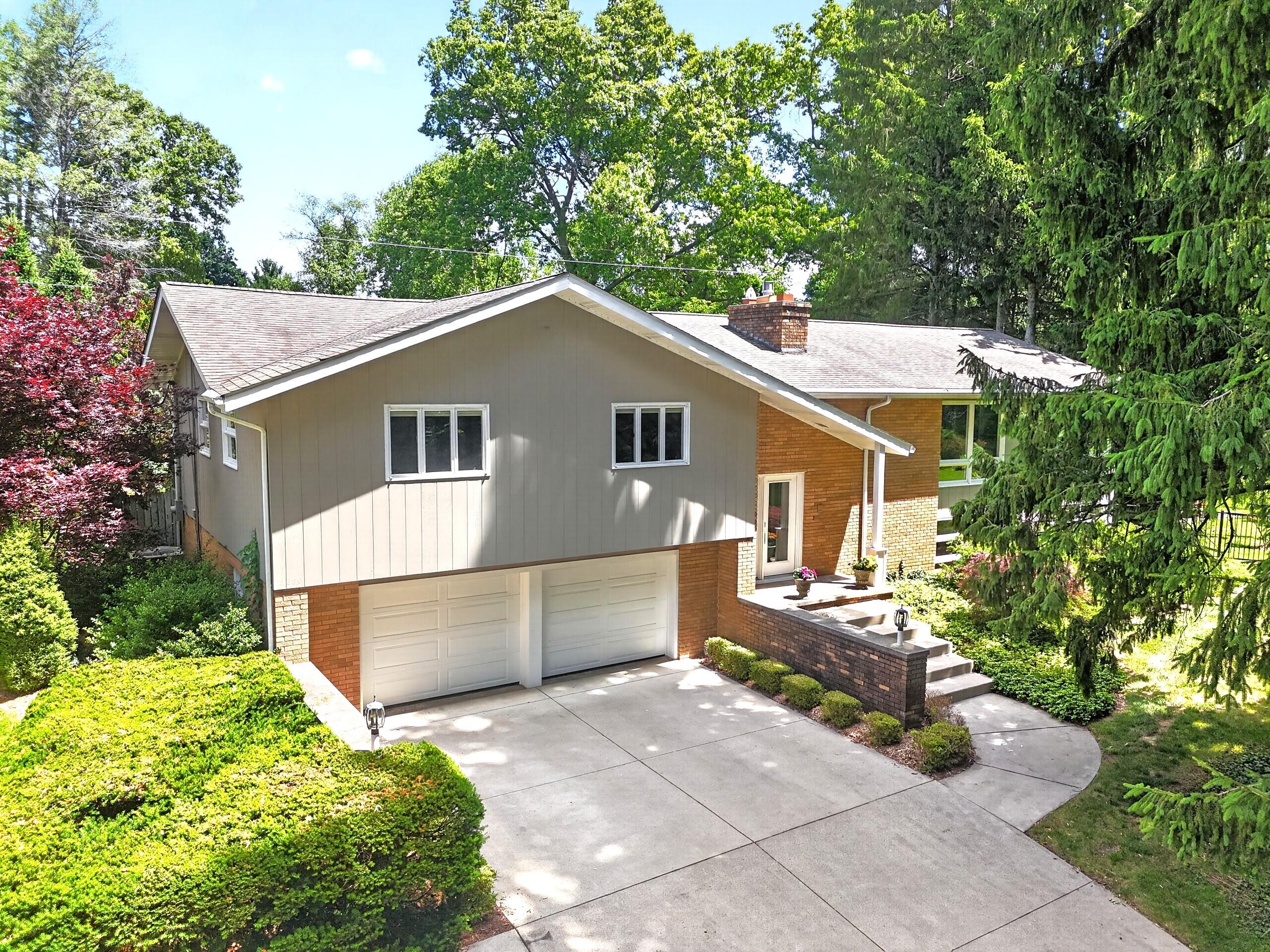 3600 Hendee Road