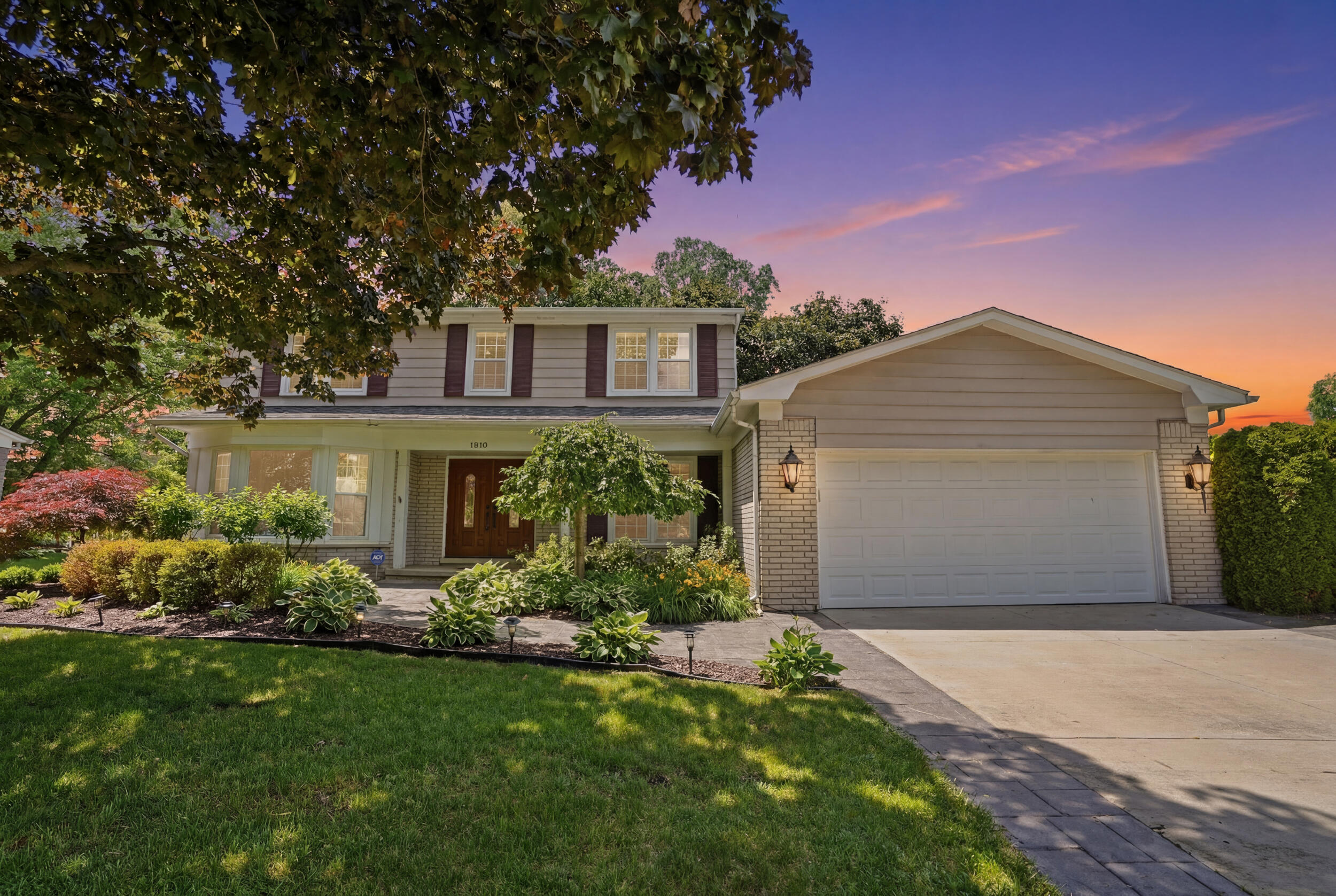 1810 Hickory Bark Lane