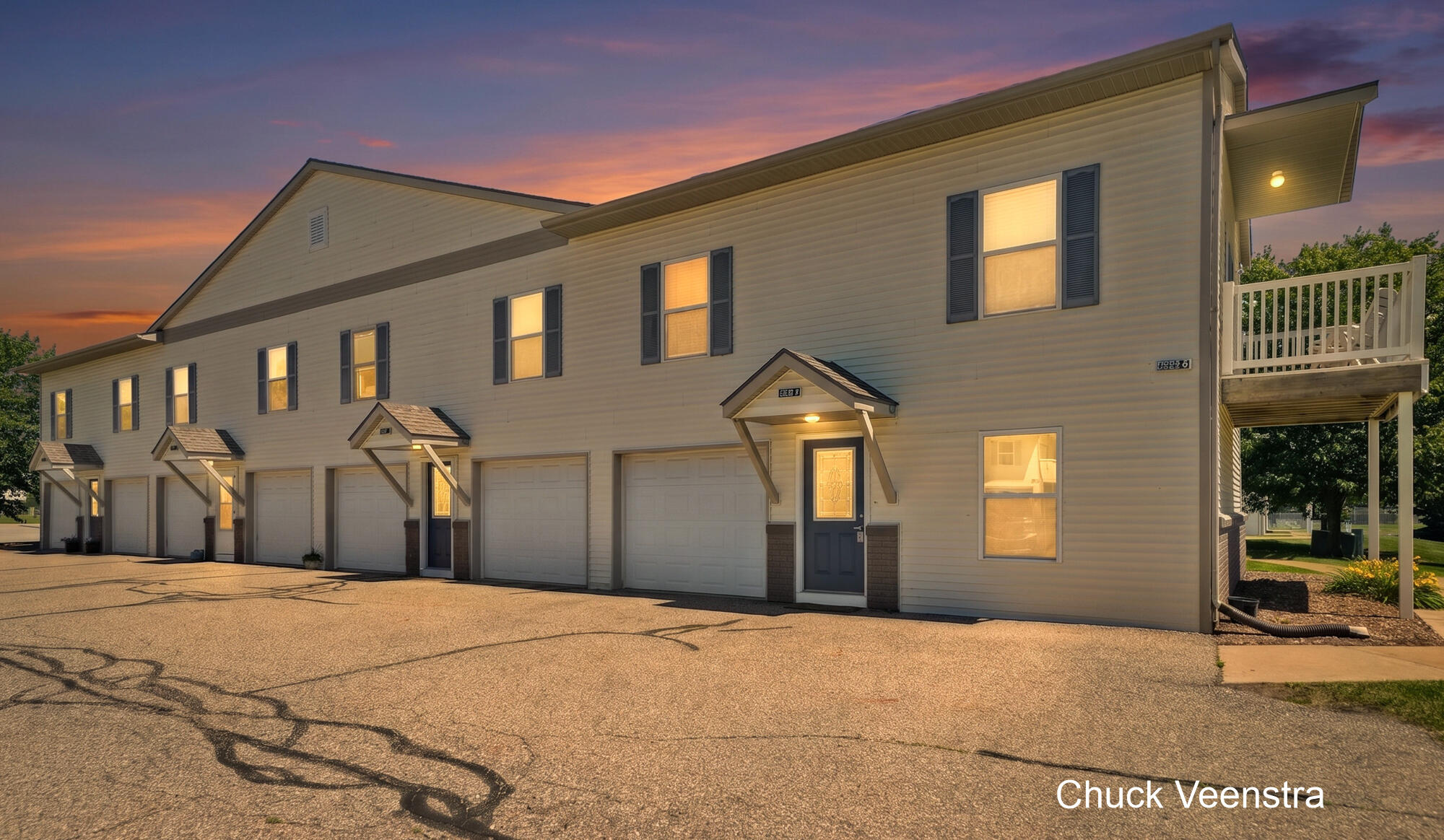 5668 E Town Unit: 5
